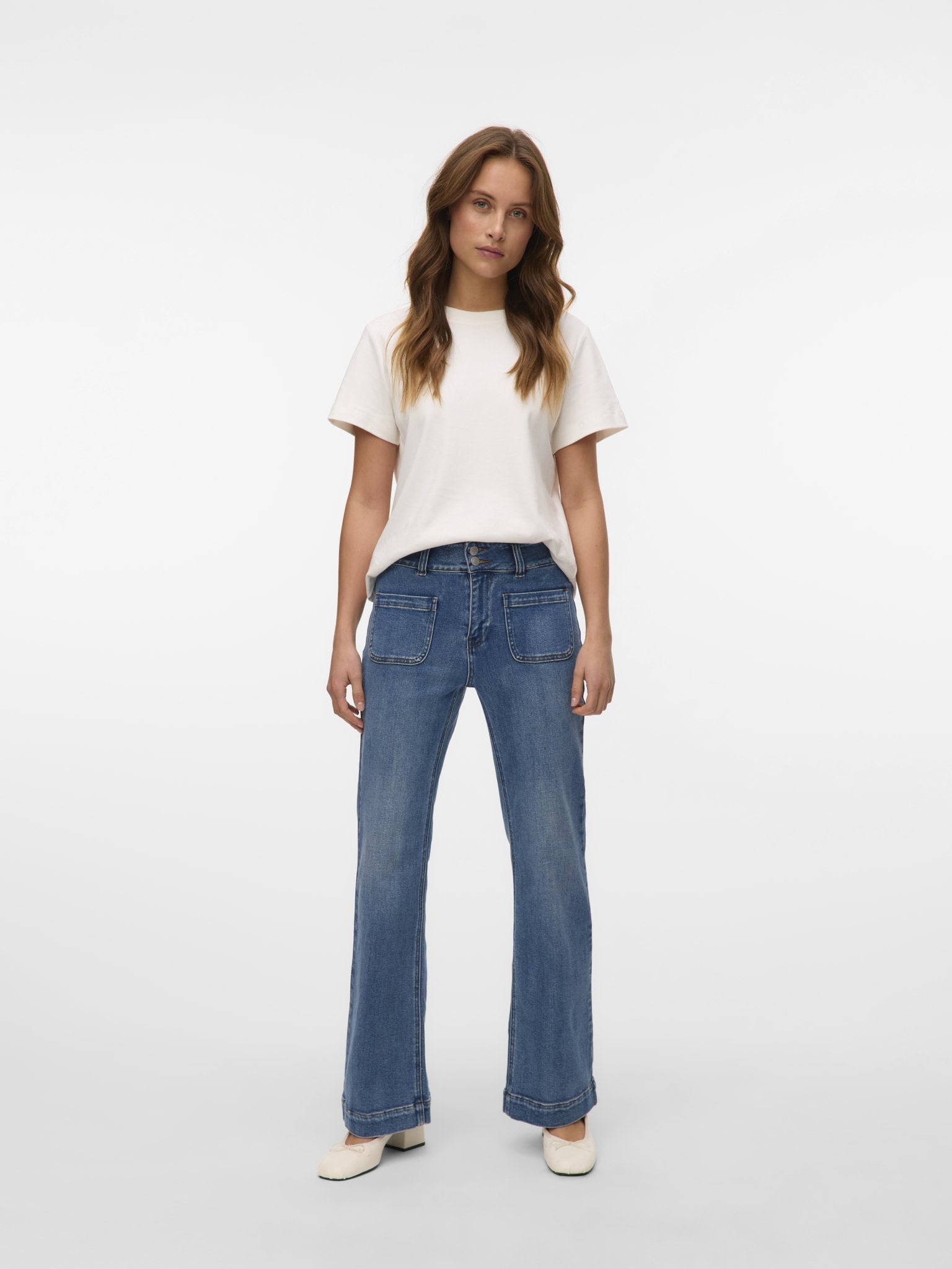 10334891 vmvivianne loose flared jeans - Castelijn mode