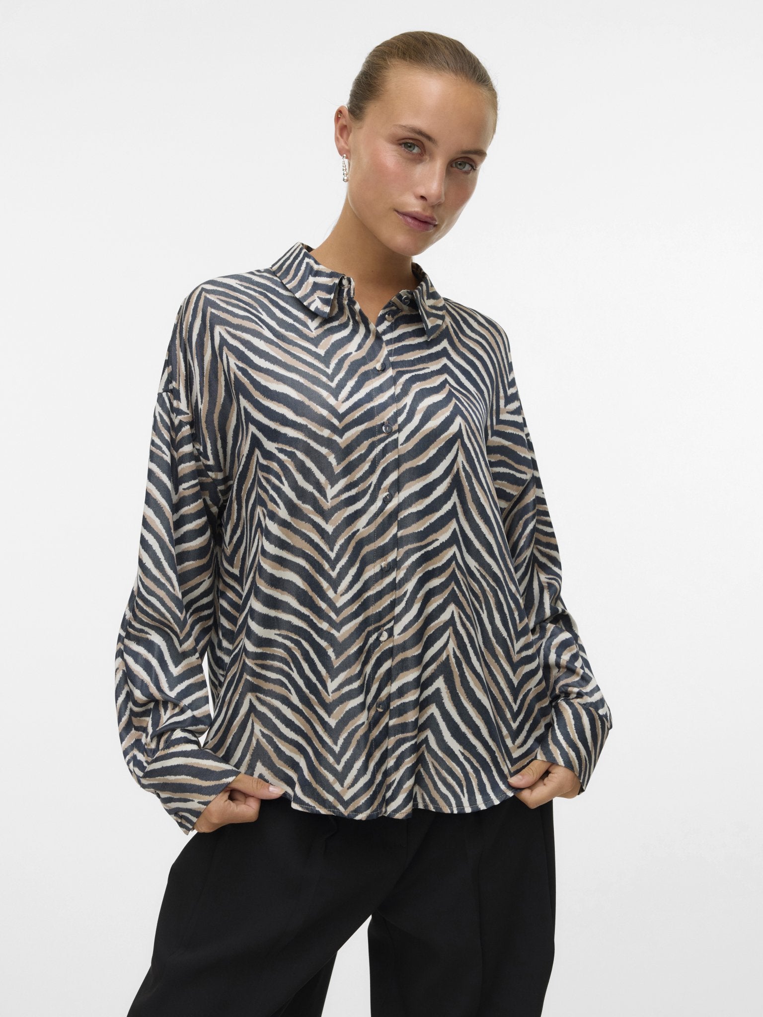 10337393 - VMVINA SONYA LS Blouse - Castelijn mode