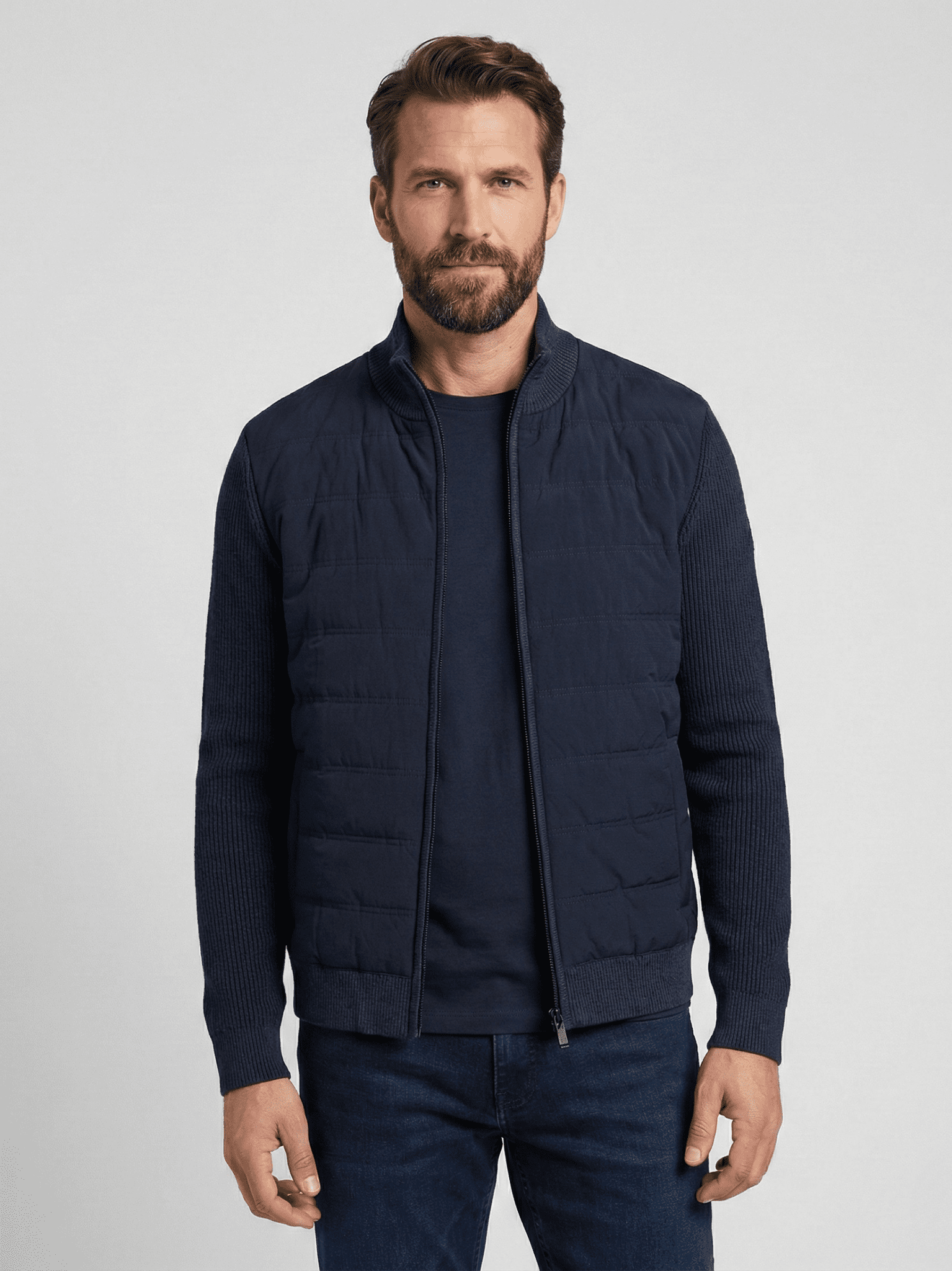 126250000 - 108 Vest donkerblauw - Castelijn mode