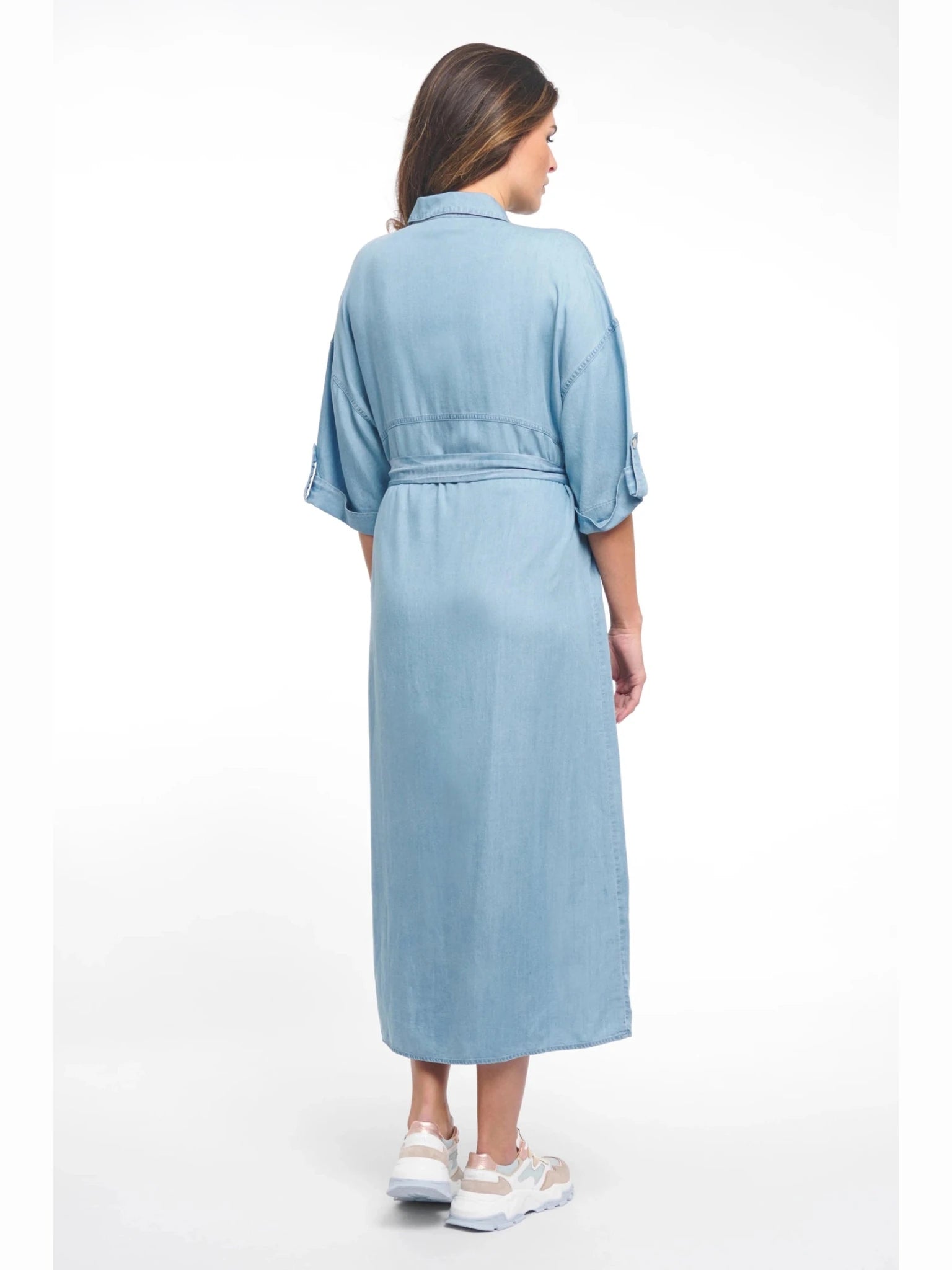 261Roos Jurk licht denim - Castelijn mode