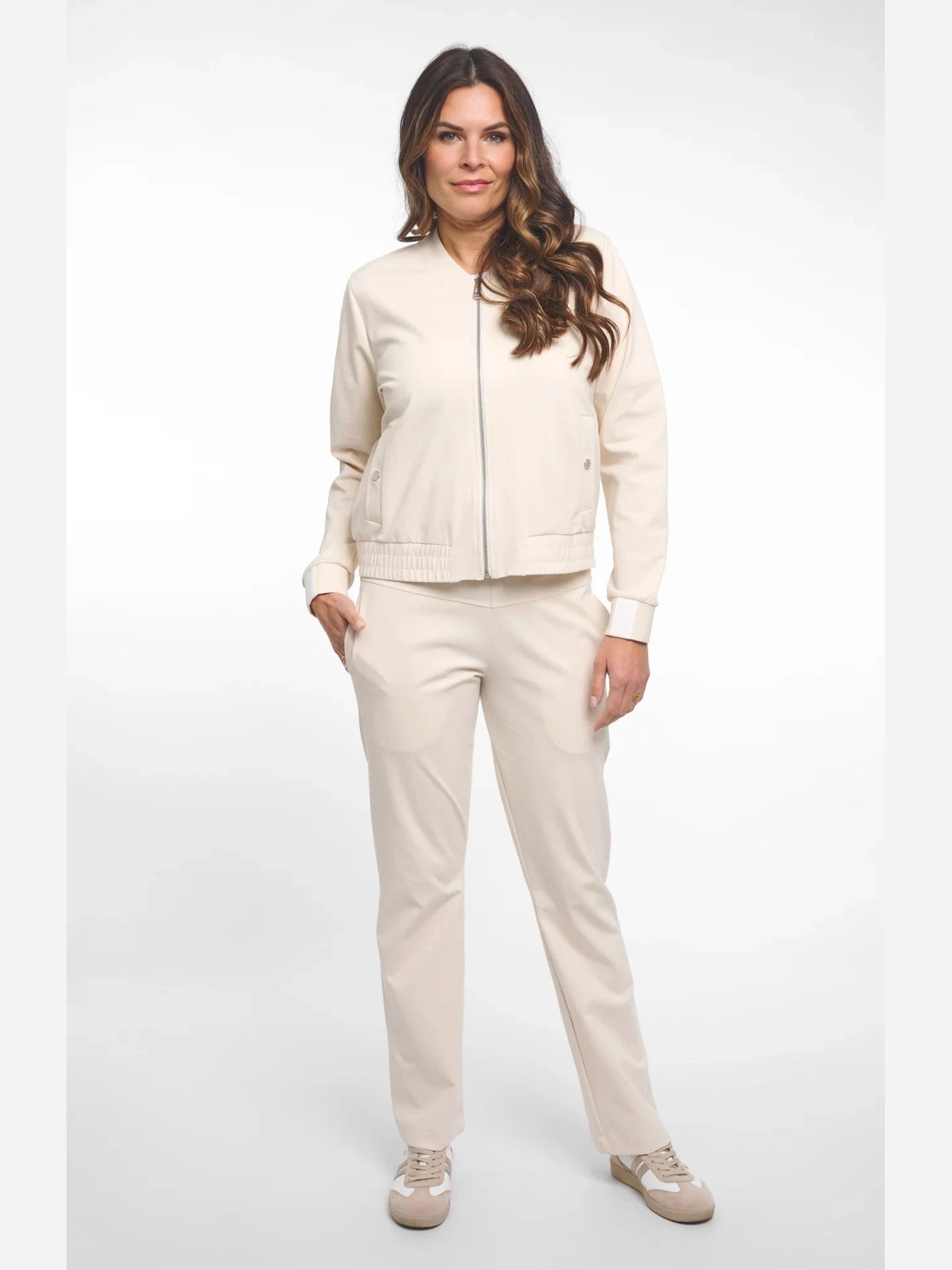 262Joy Broek Sand Travel Stretch - Castelijn mode