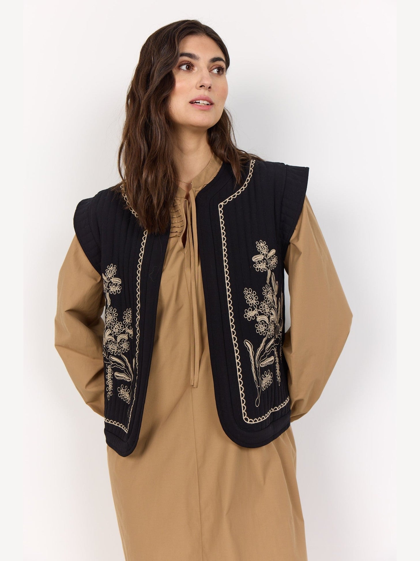 41423 SC VERNA WAISTCOAT 1 9999C - Castelijn mode