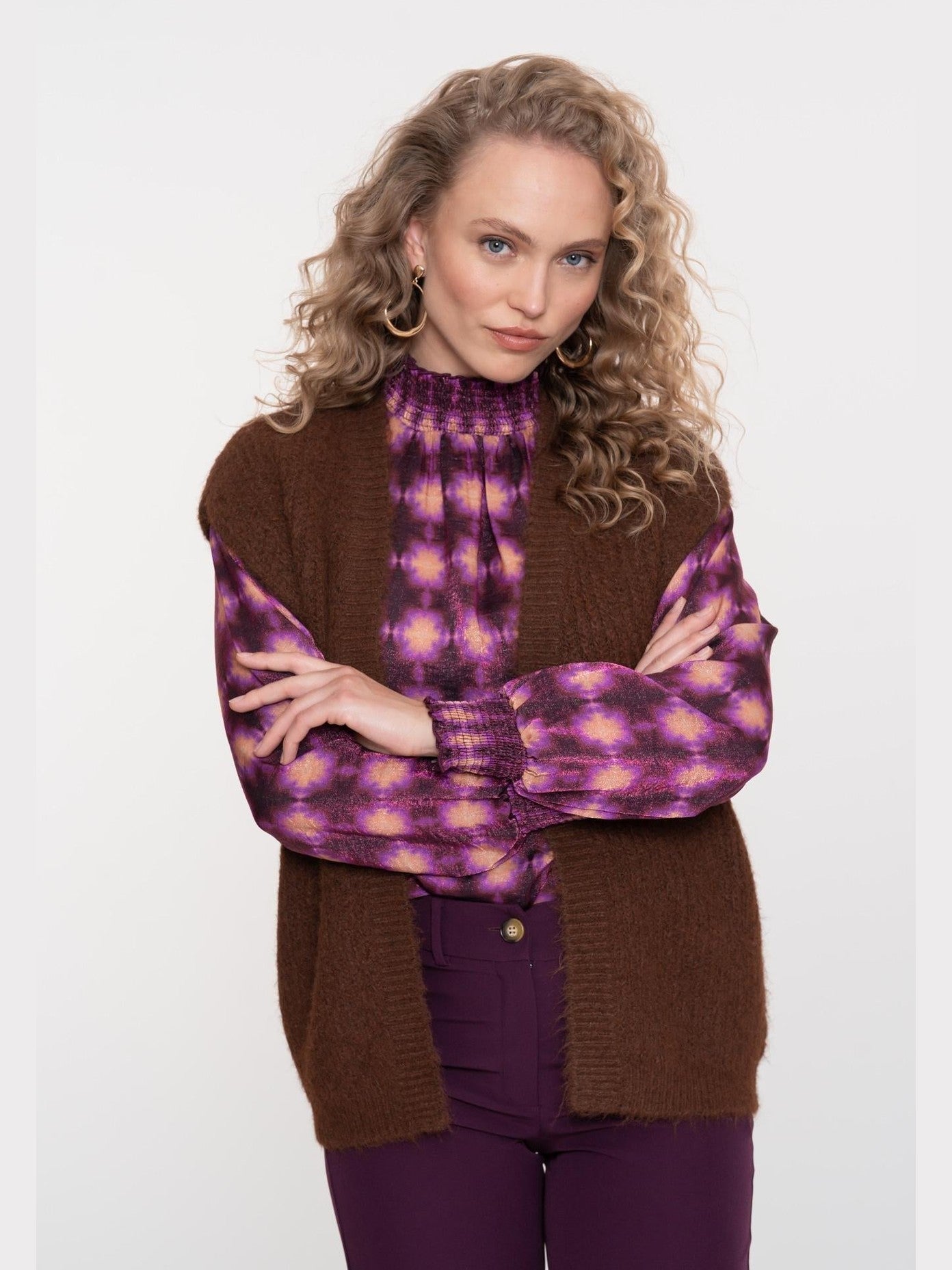 54830 - 29 gilet - hairy - brown - Castelijn mode