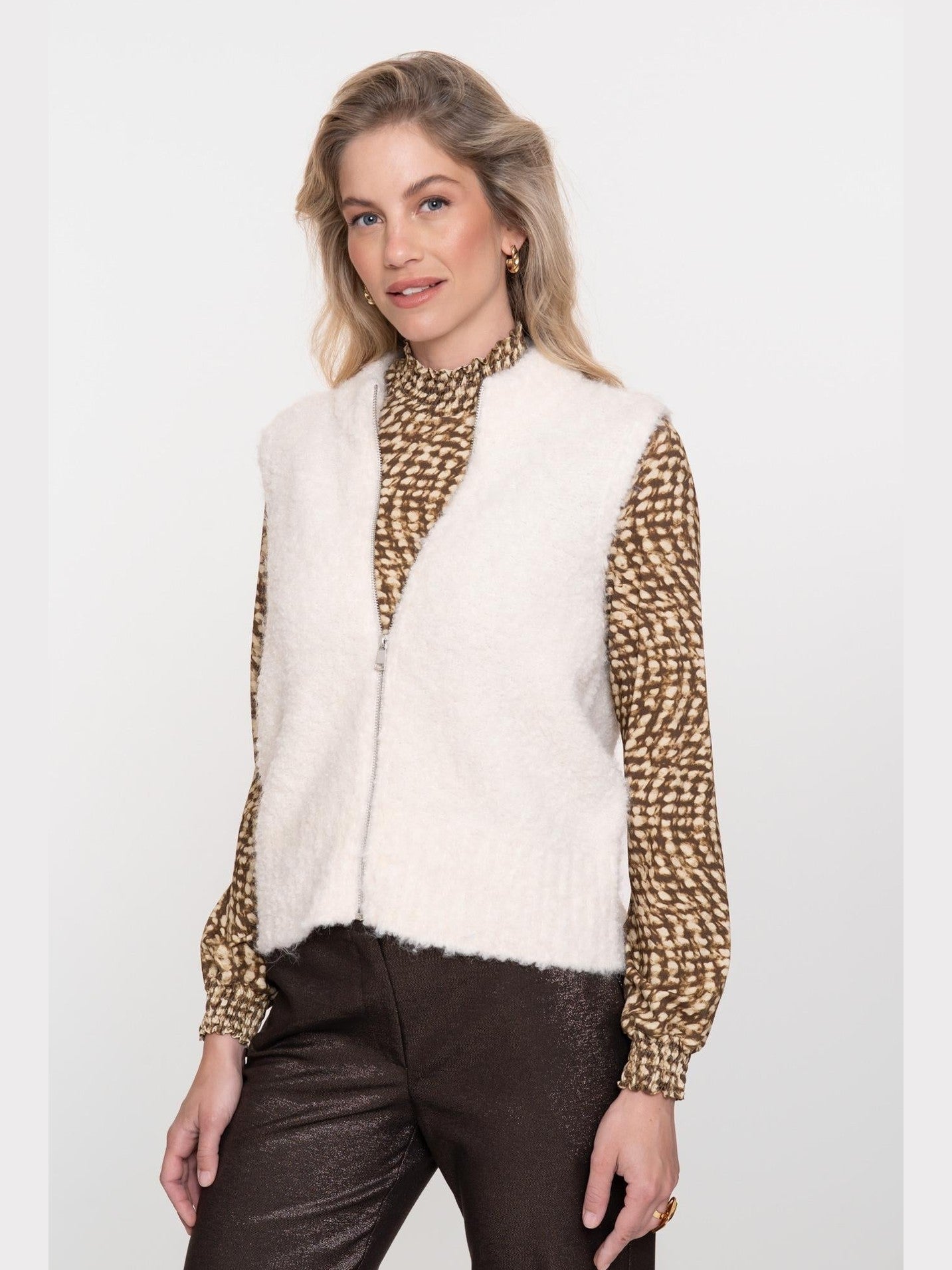 54835 - 29 Pullover sleeveless with zipper - Castelijn mode