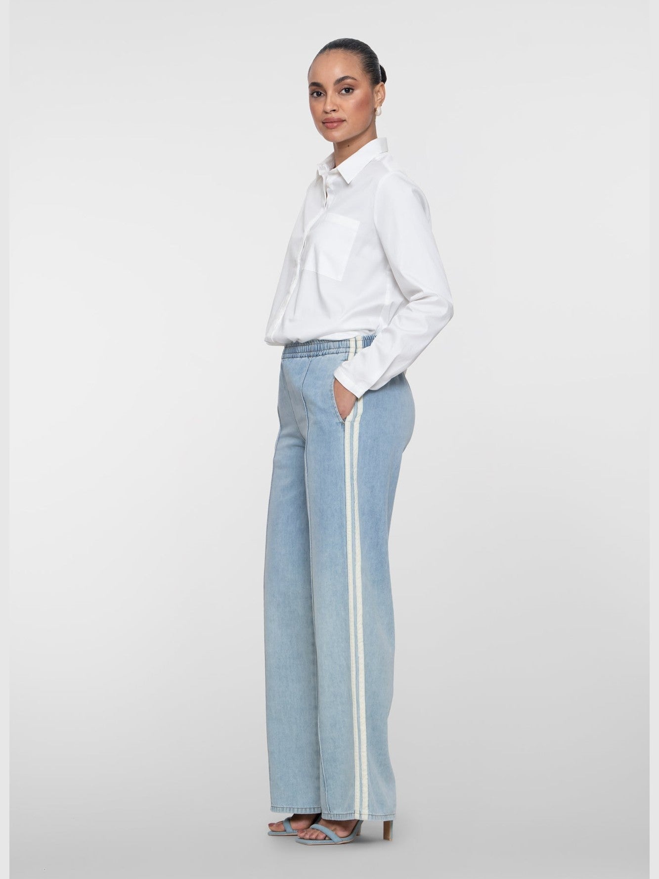 61051 - 10 Jeans Jogdenim - Castelijn mode