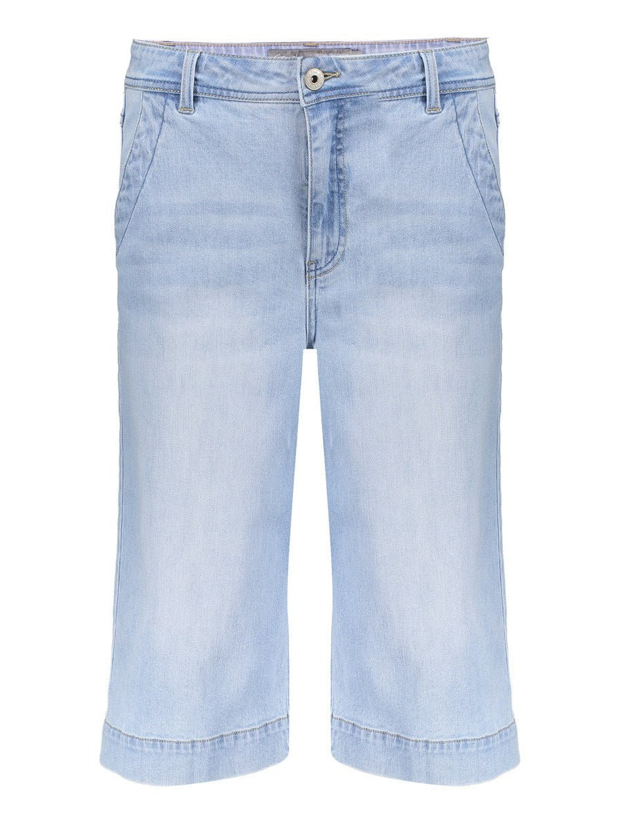 61323 - 10 Jeans Short Lichtblauw - Castelijn mode