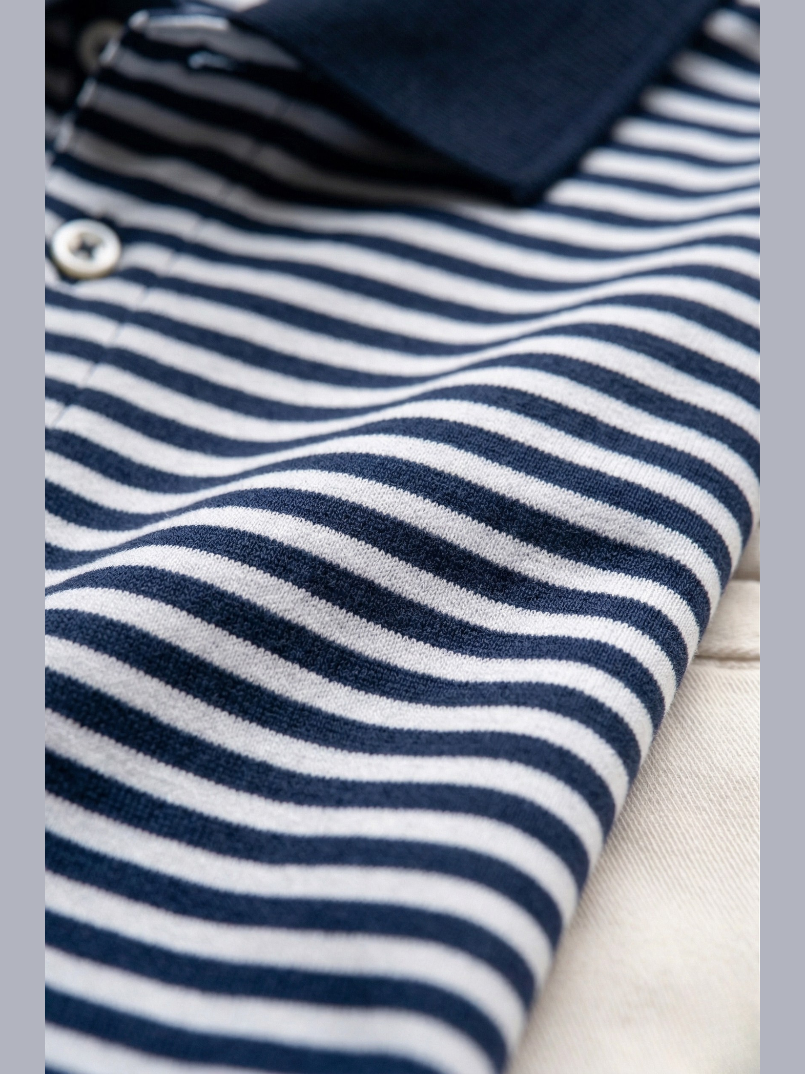 615202 Polo donkerblauw wit Strepen