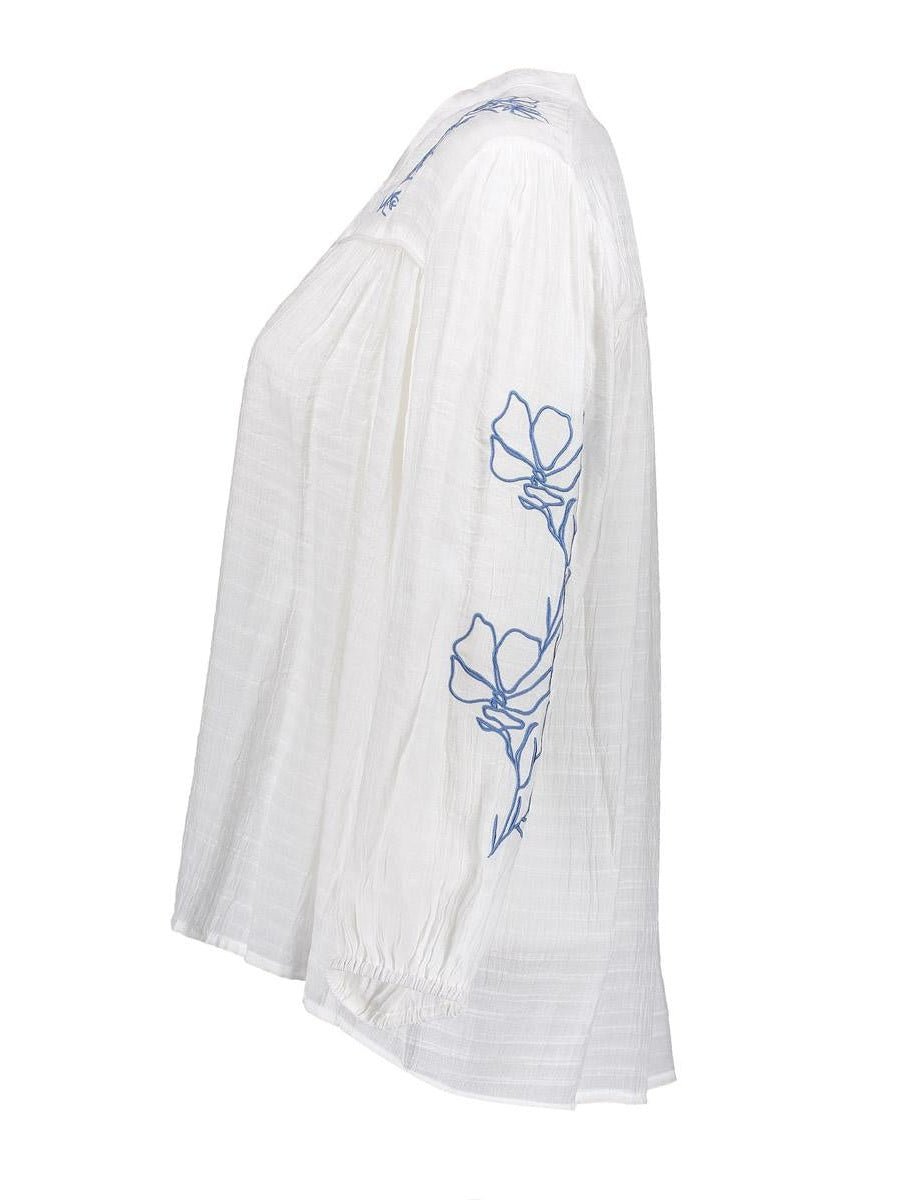 63069 - 14 0 Blouse wit met borduursel - Castelijn mode