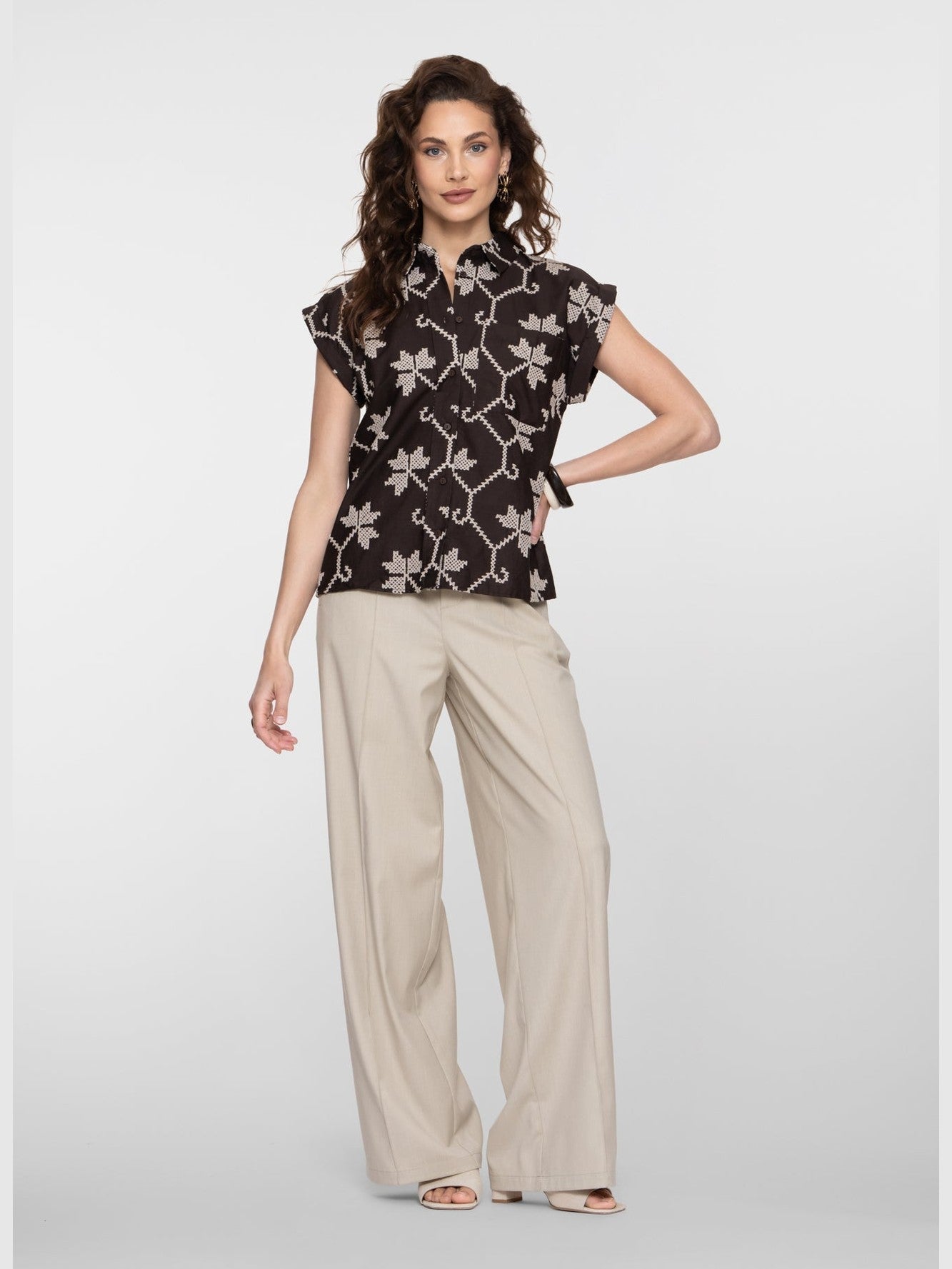 63212 - 20 750 Blouse bruin/zand - Castelijn mode