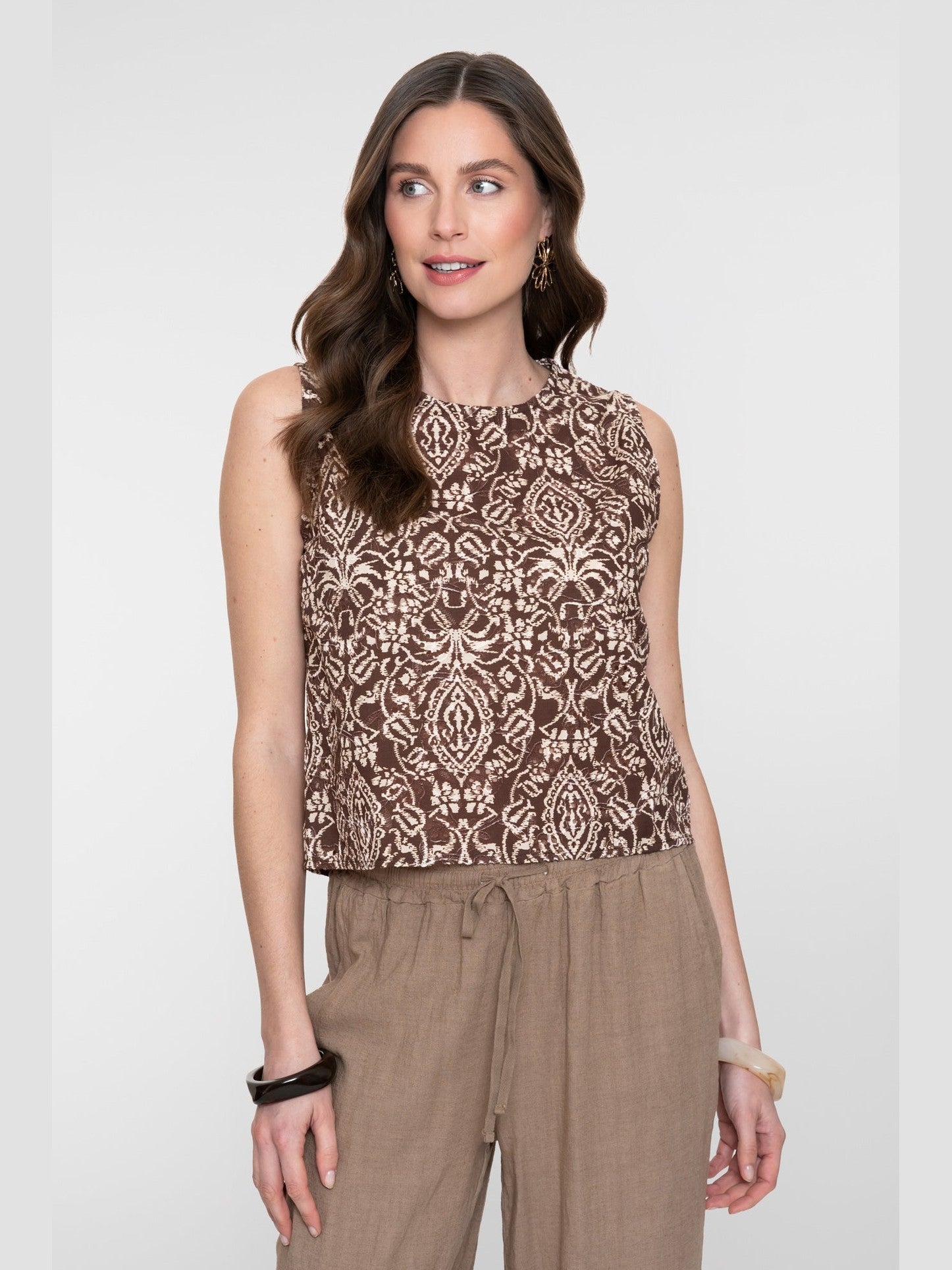 63388 - 70 Top Bruin Beige Broderie - Castelijn mode