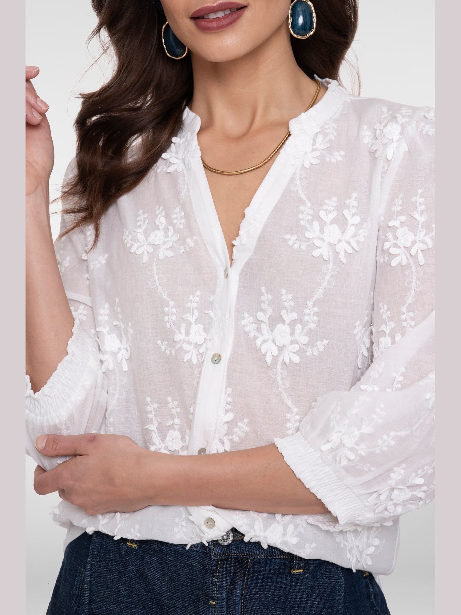 63230-26 10 Blouse met borduursel