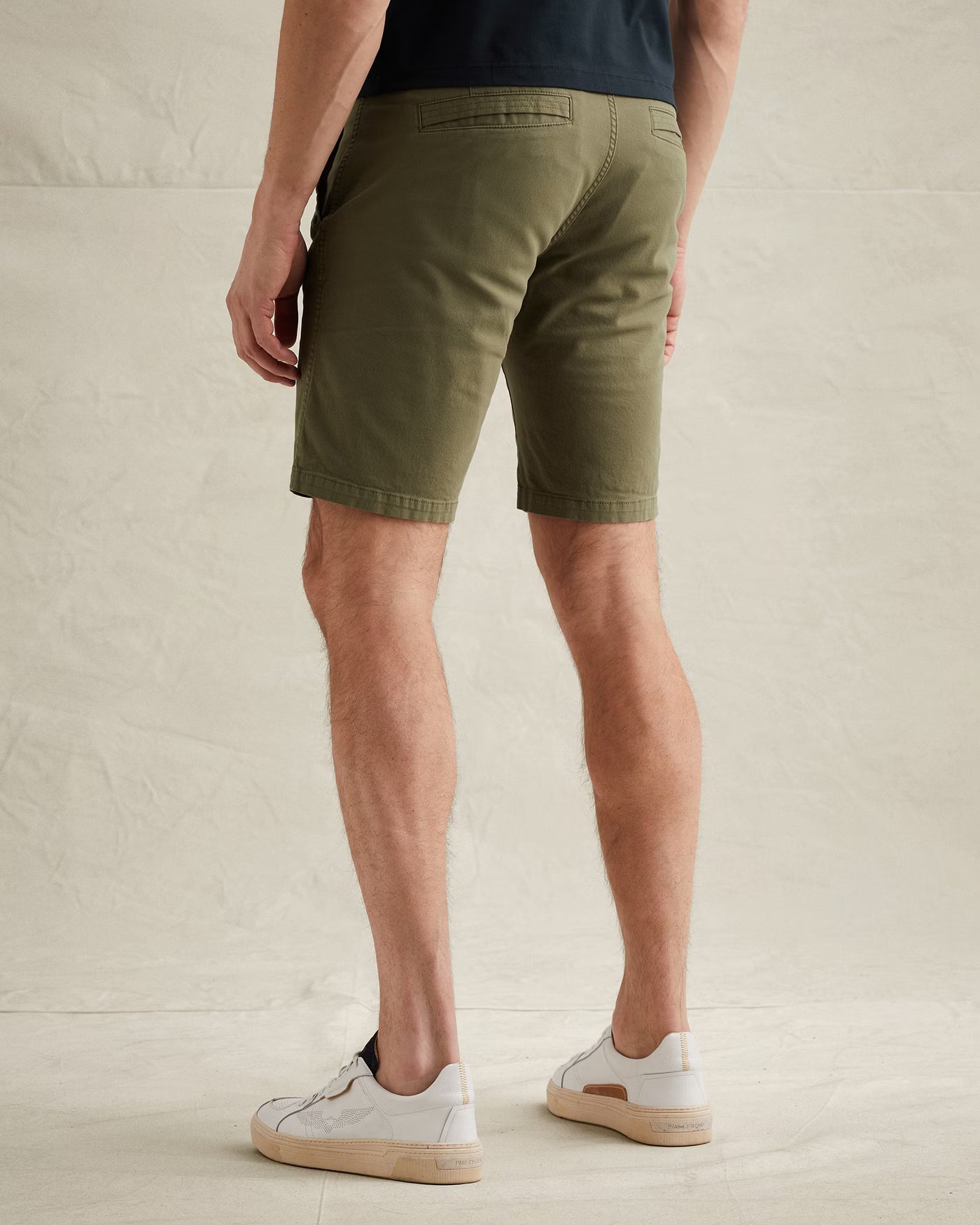 PSH2604687-6150 Spector Chino Short groen