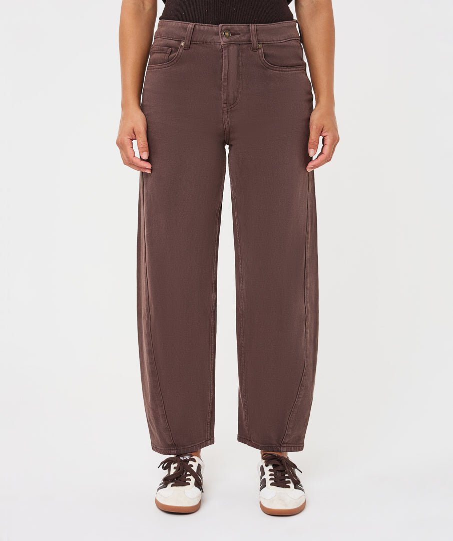 Barrel Jeans Bruin - Castelijn mode