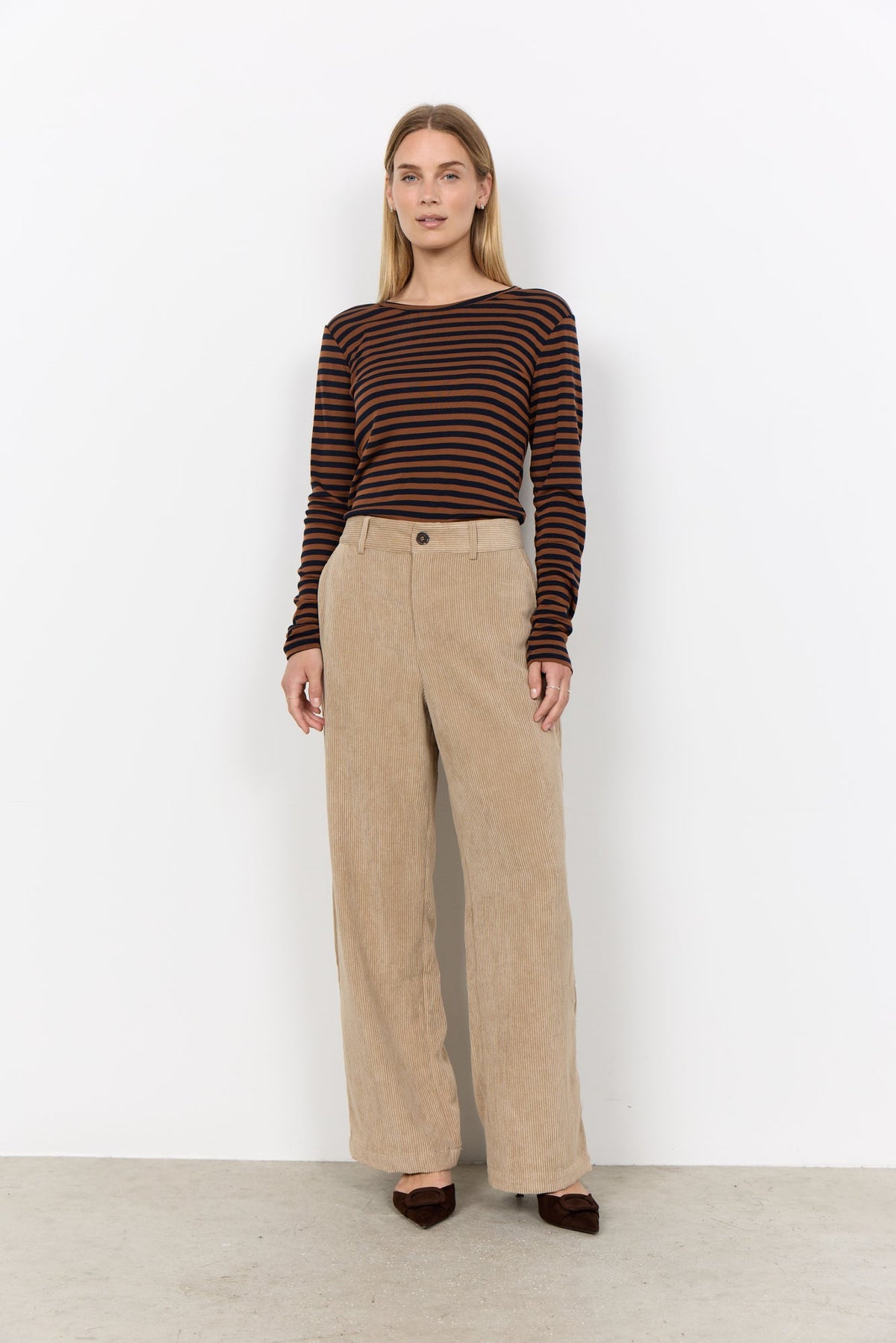 Bindi Broek Wijde Pijp Corduroy Camel - Castelijn mode