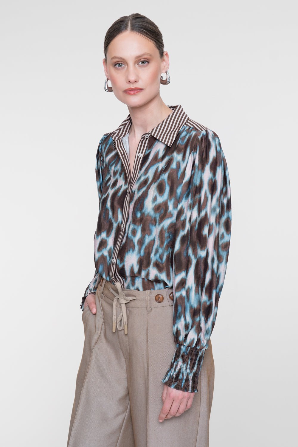 Blouse Luipaardprint Blauw/Bruin - Castelijn mode