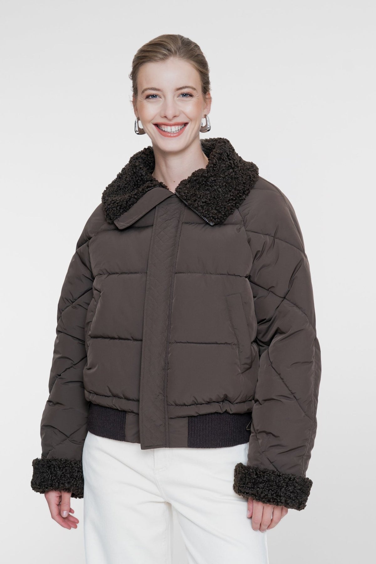 Gewatteerd Jack Teddykraag Dark Brown - Castelijn mode