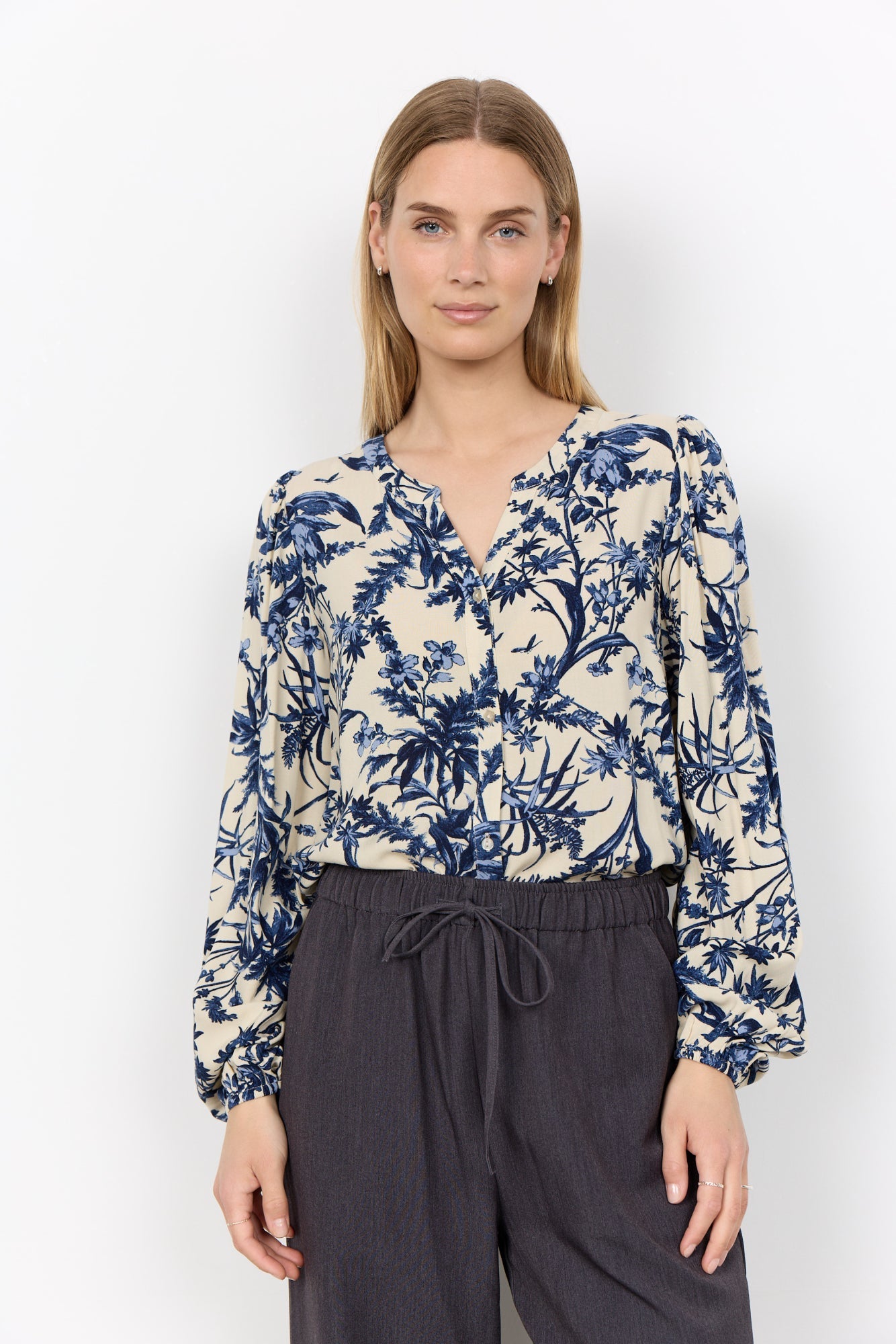 Halfa Blouse Volant Créme Blauw - Castelijn mode