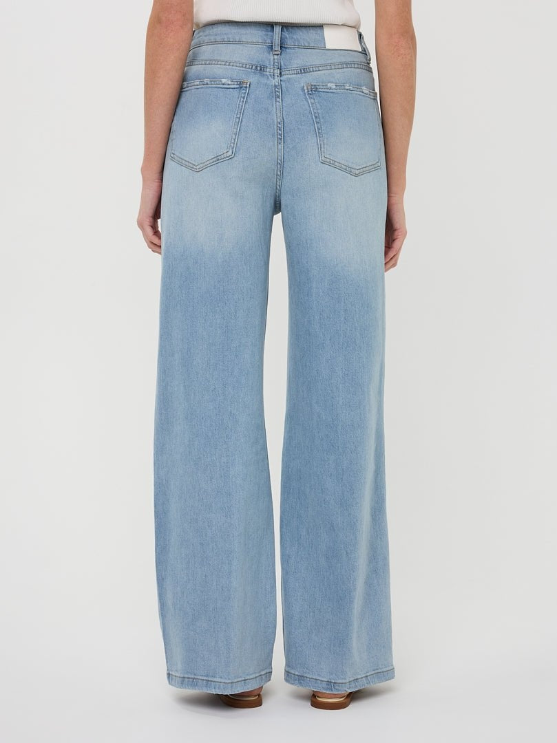 HS26.12203 Jeans Lichtblauw Borduursel - Castelijn mode