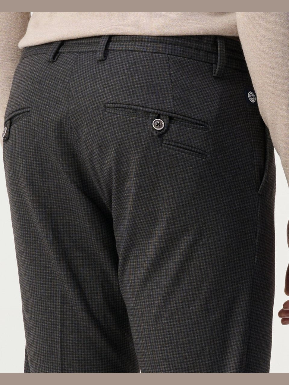 JAKEW24 - M18 Chino bruin/zwart - Castelijn mode