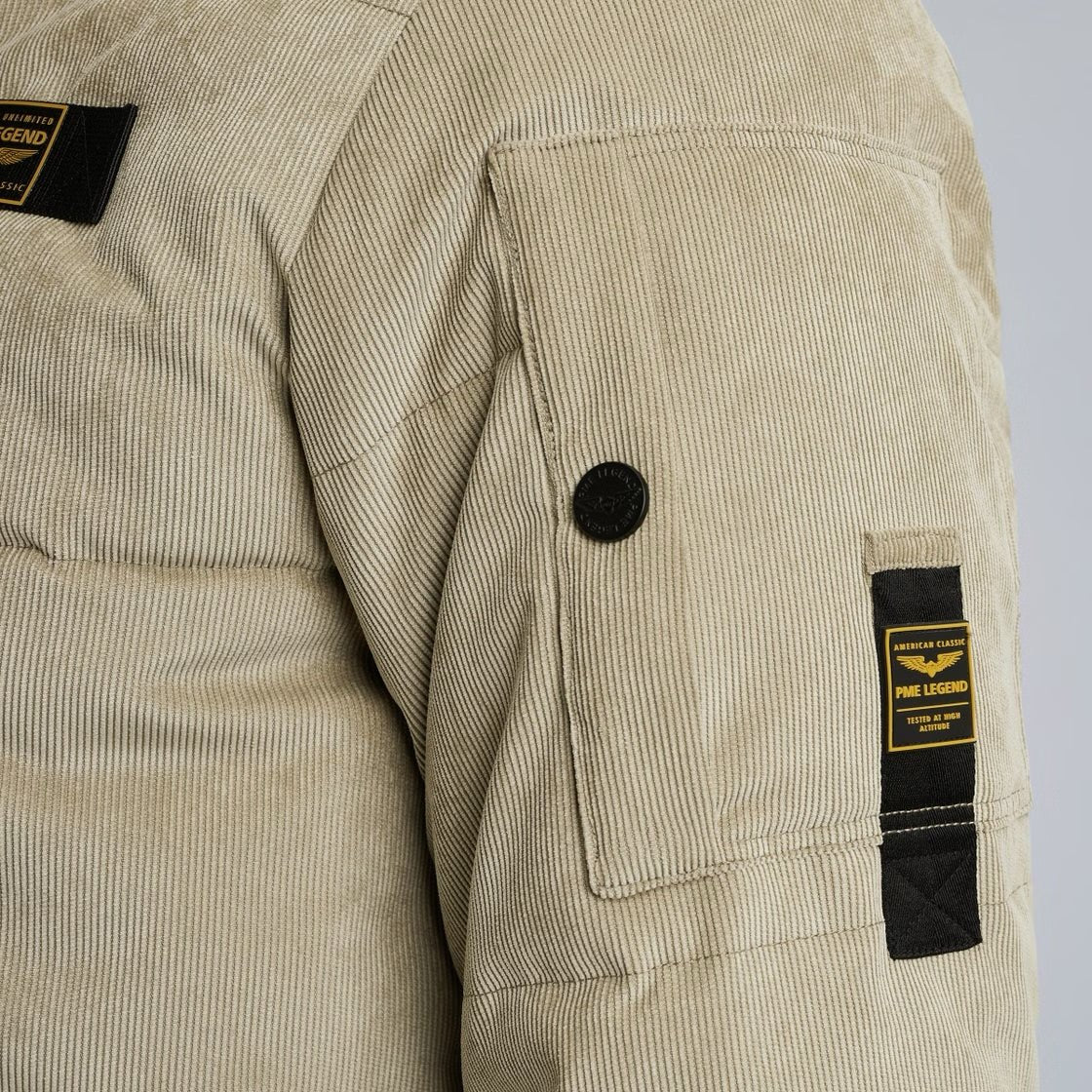 PJA2508104 - 8011 GOBBLER - Castelijn mode