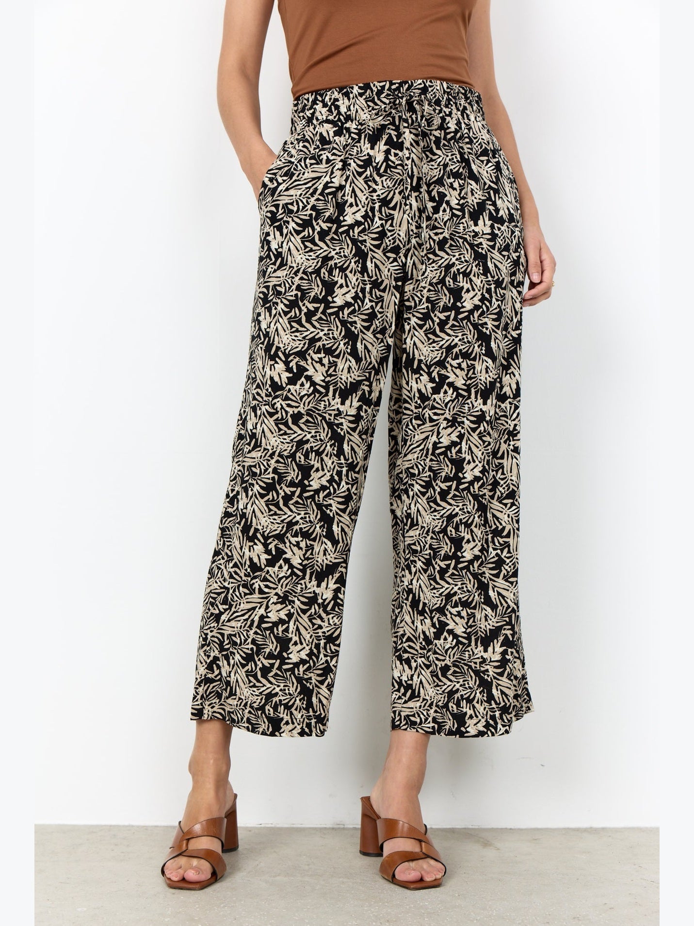 SC - FAYE 4 - C Broek zwart - Castelijn mode