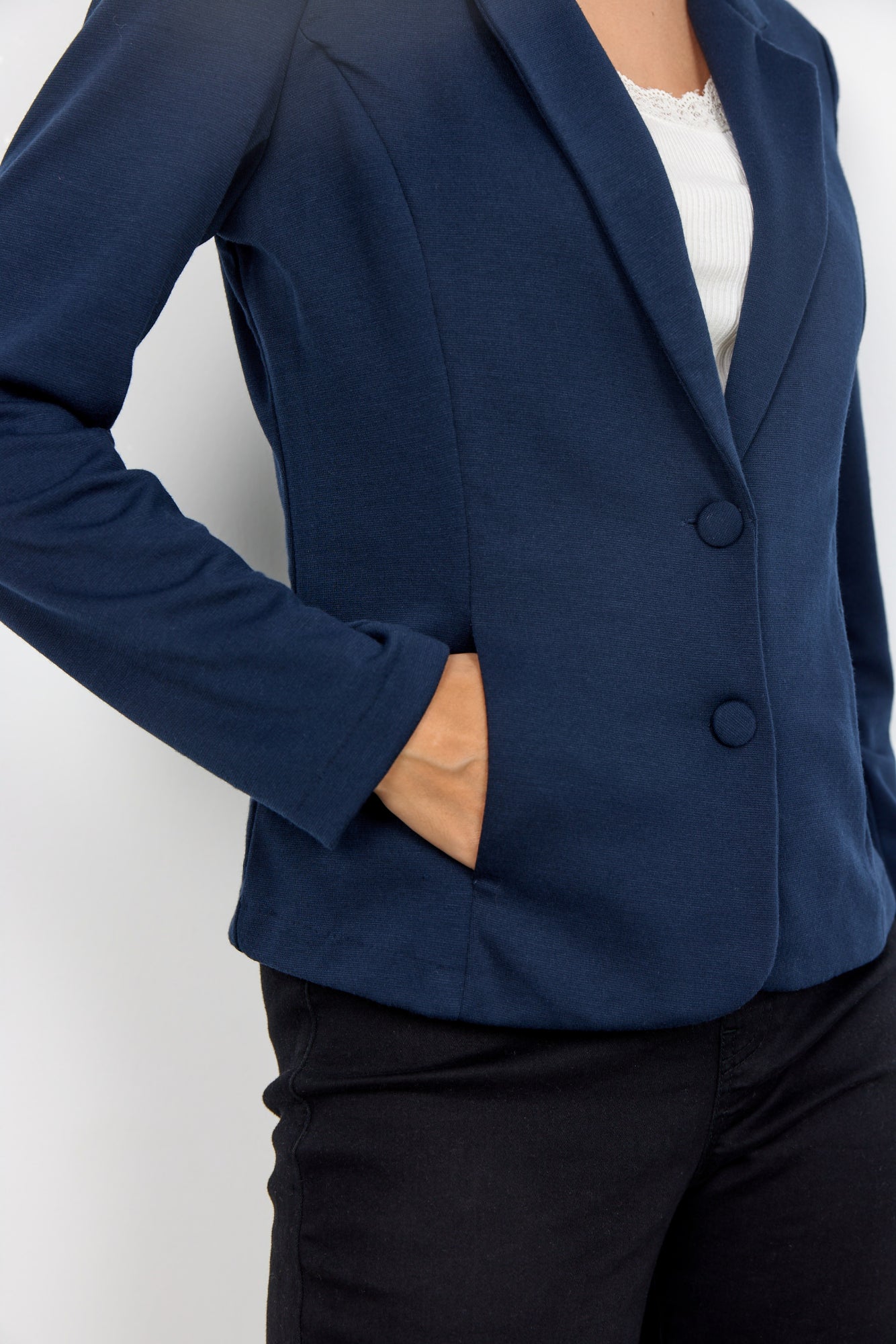 Daniela Blazer Donkerblauw