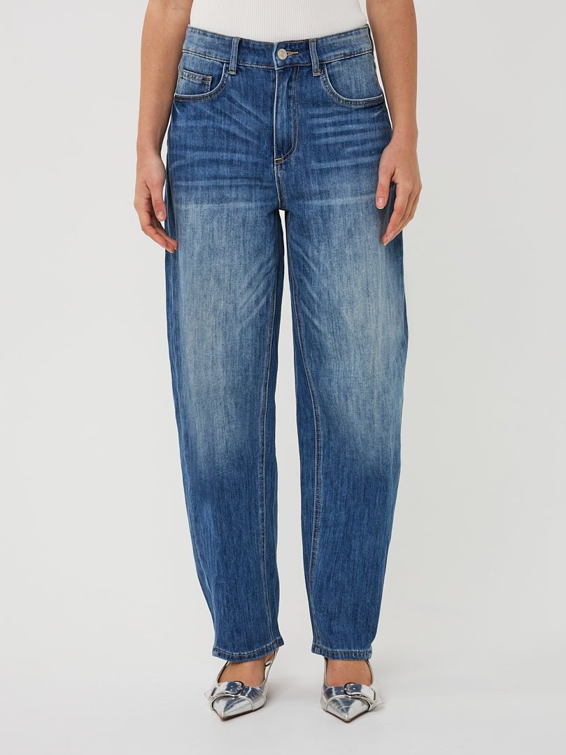 SP26.12017 Jeans met barrel fit - Castelijn mode