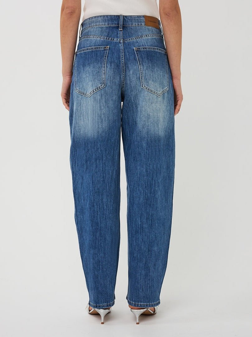 SP26.12017 Jeans met barrel fit - Castelijn mode