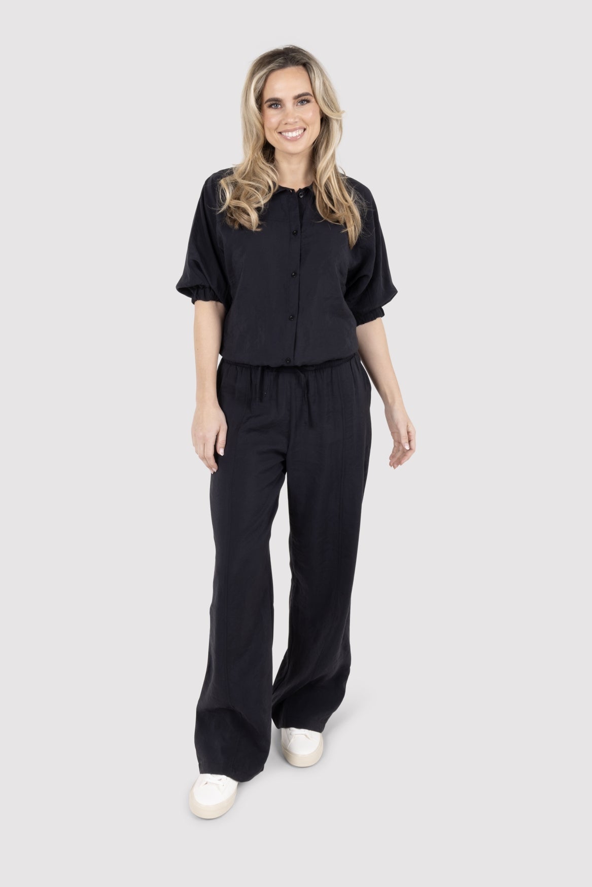 Zwarte broek Chloe met modal - Castelijn mode