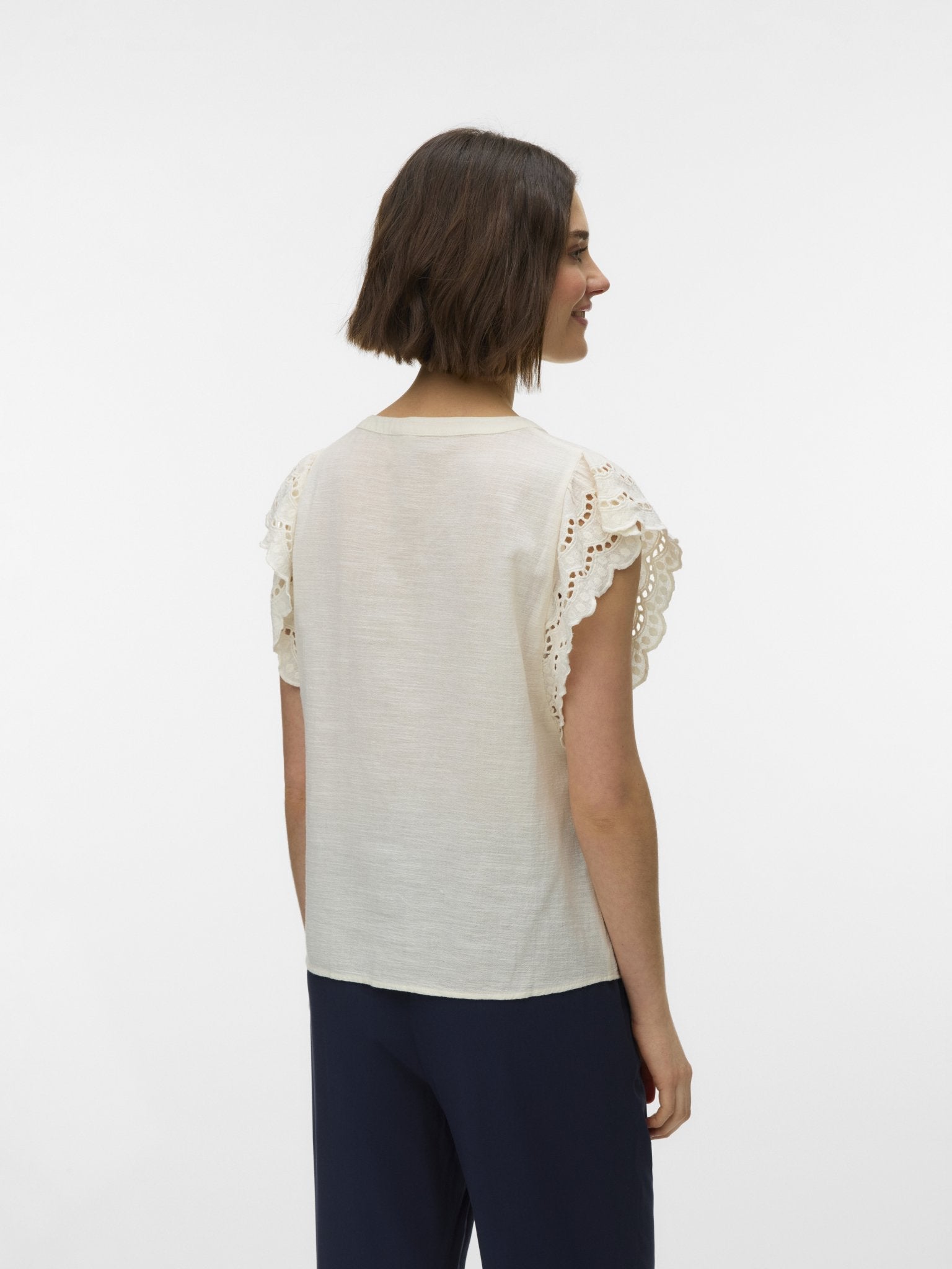 10341329 - Blouse V - hals ecru - Castelijn mode