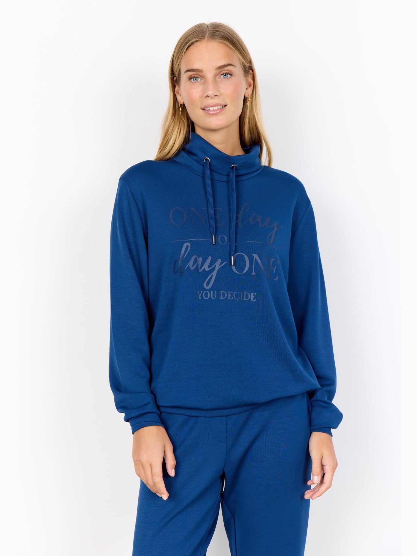 27266 6832 - SC - BANU 256 - Castelijn mode