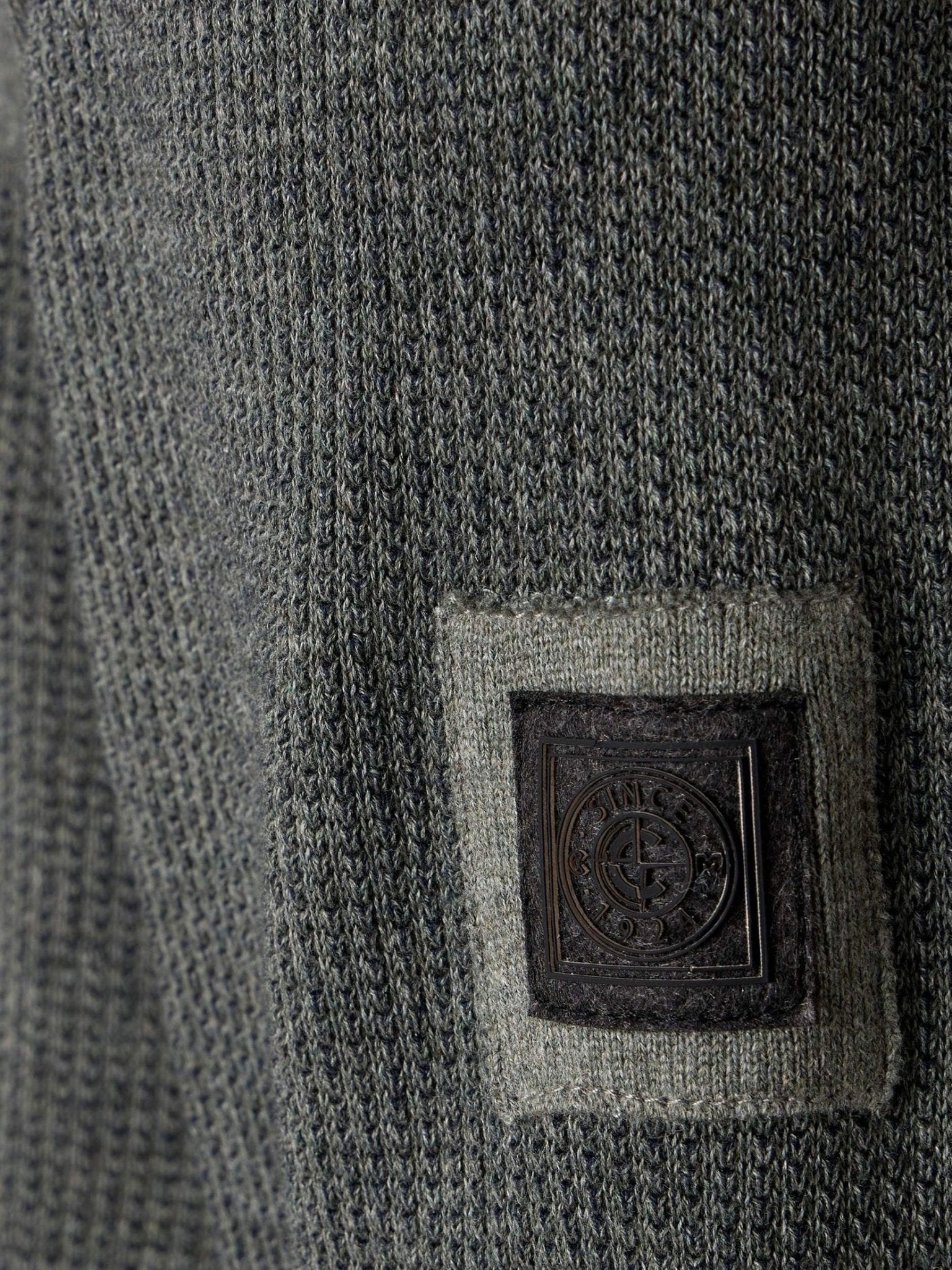 454477200 - 371 Troyer - Castelijn mode