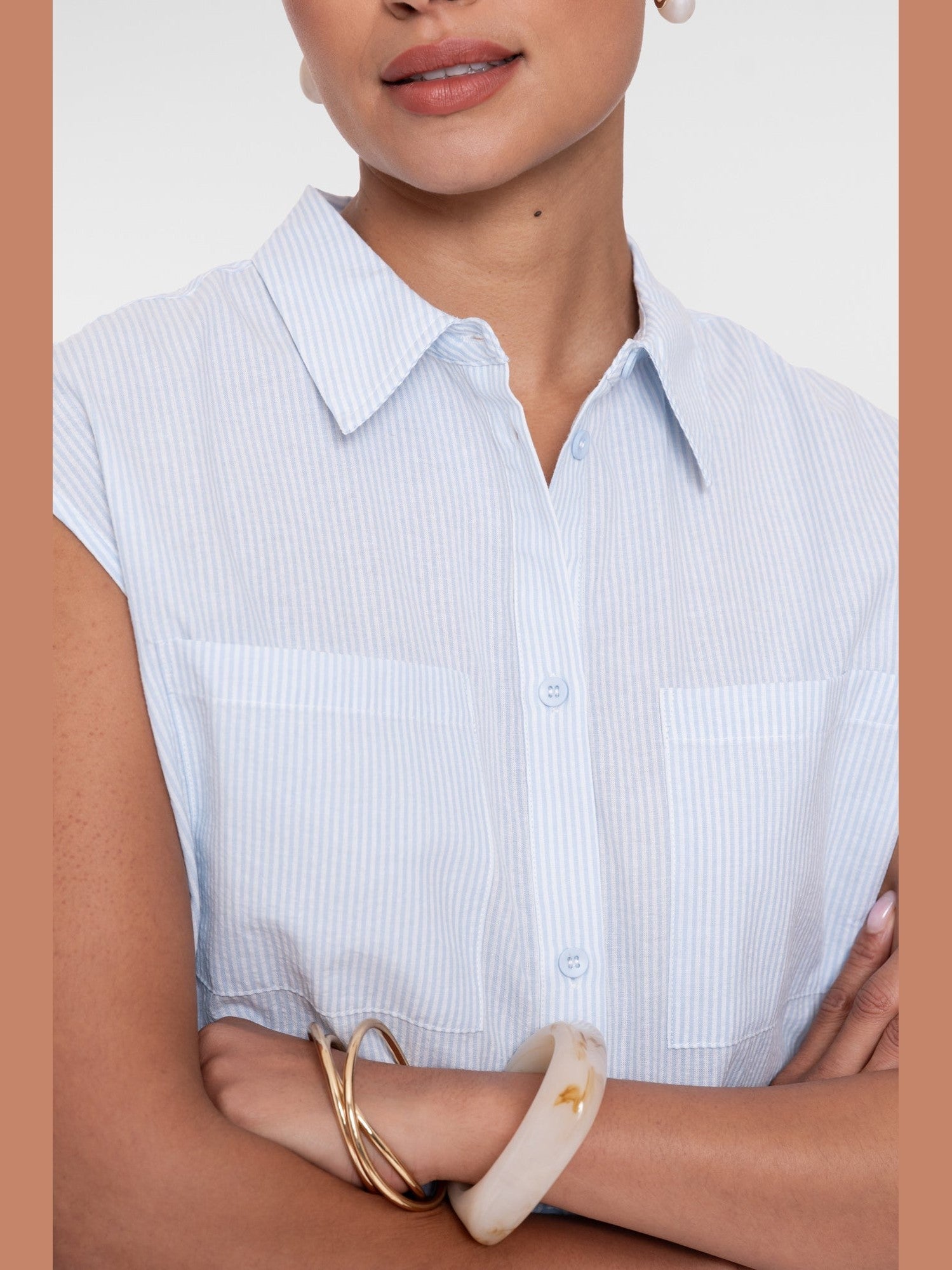 63414 - 14 Blouse Pinstripe Lichtblauw - Castelijn mode