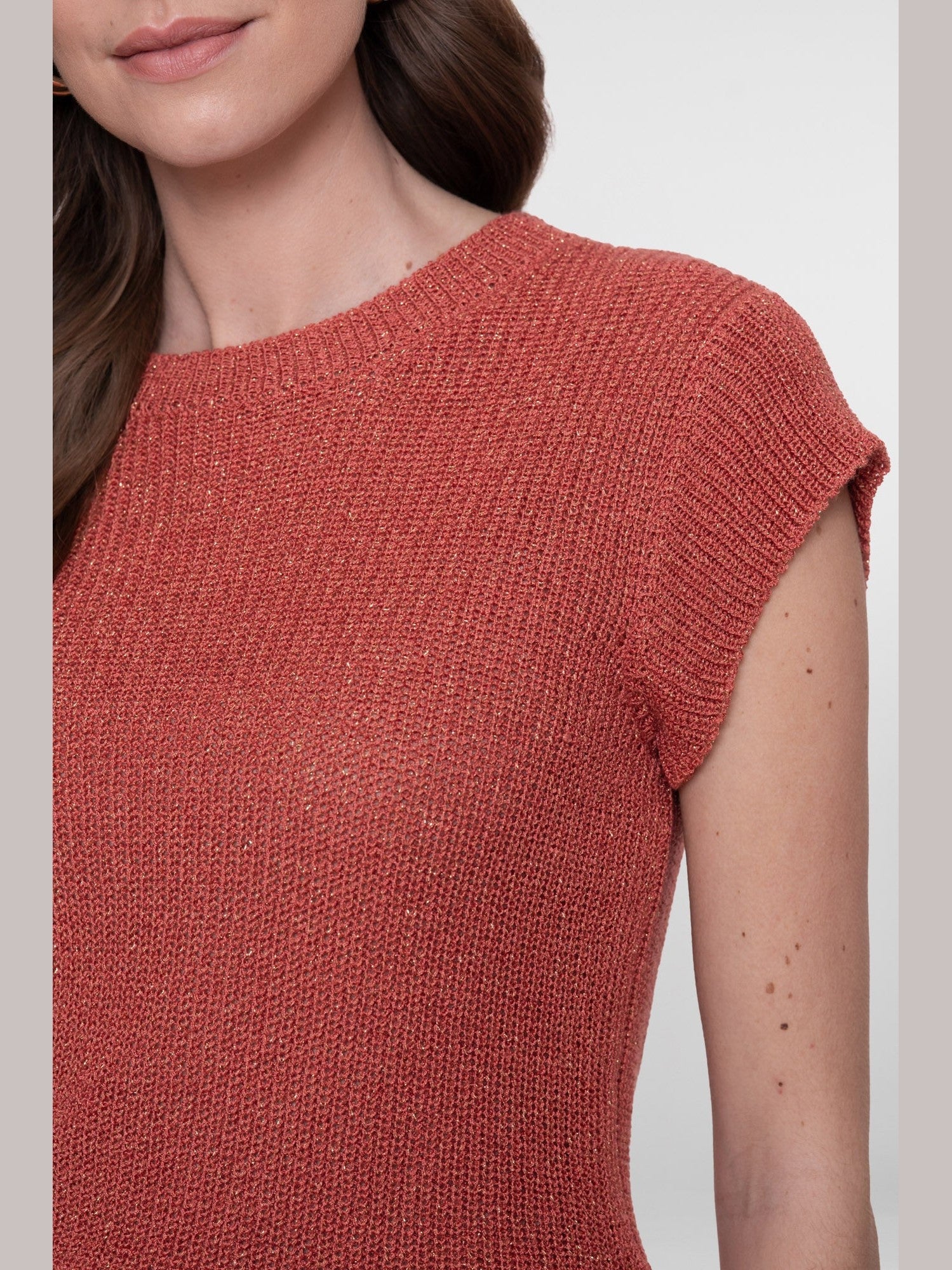 64082 - 70 743 Trui lurex mouwloos - Castelijn mode