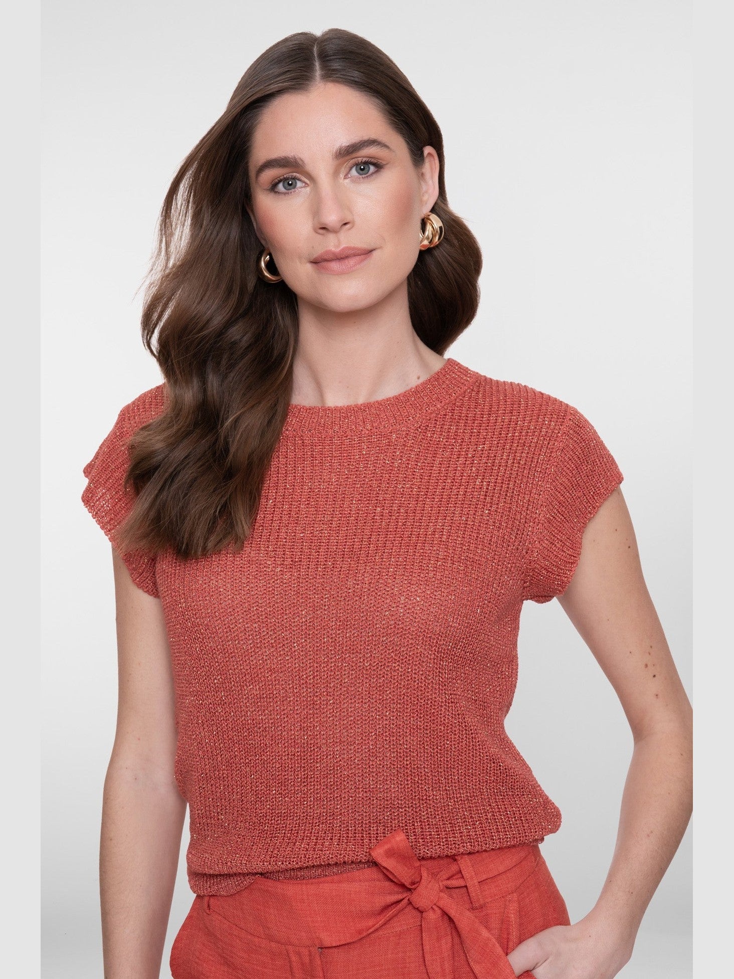 64082 - 70 743 Trui lurex mouwloos - Castelijn mode