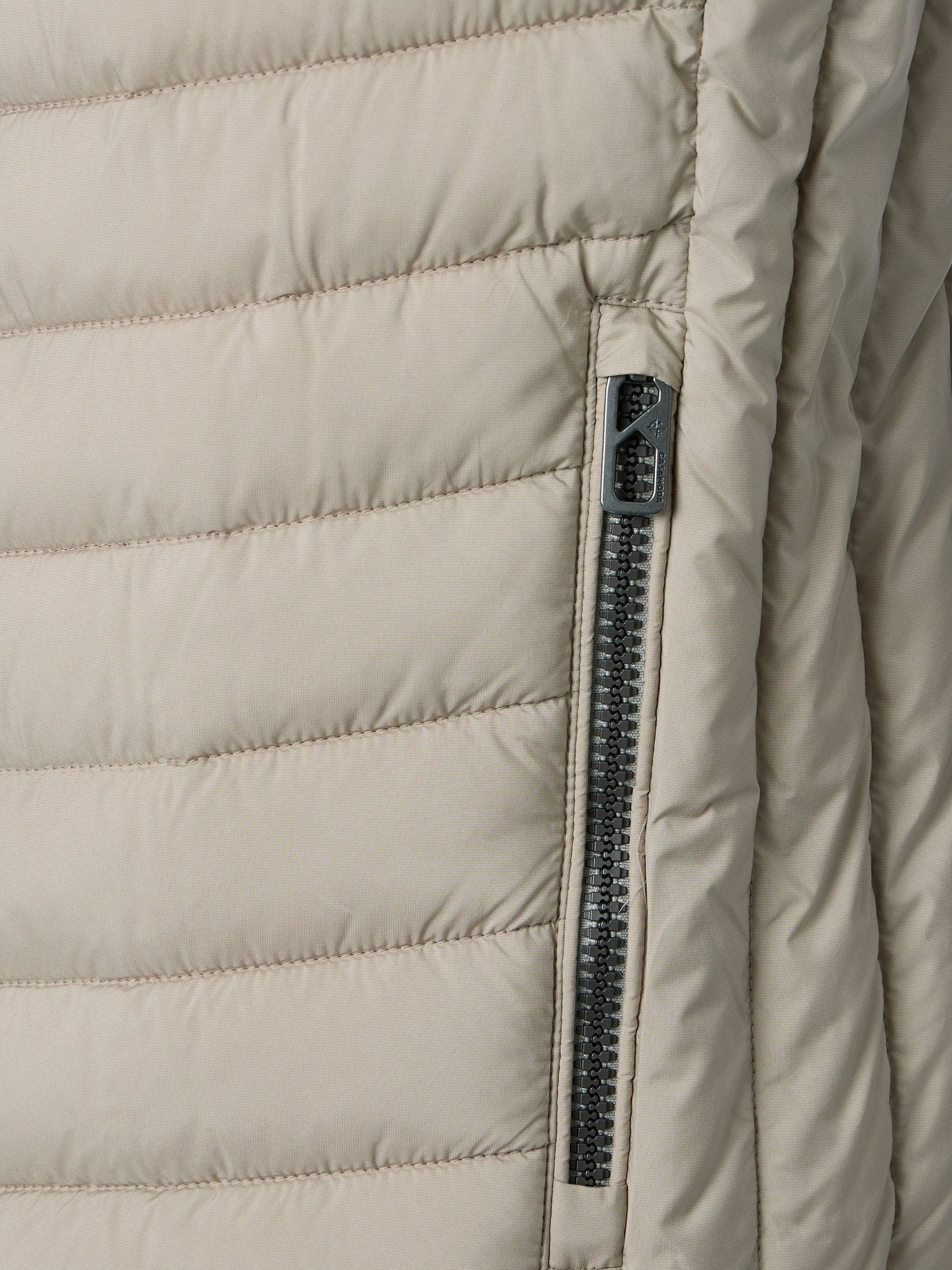 126430003-659 Bodywarmer beige