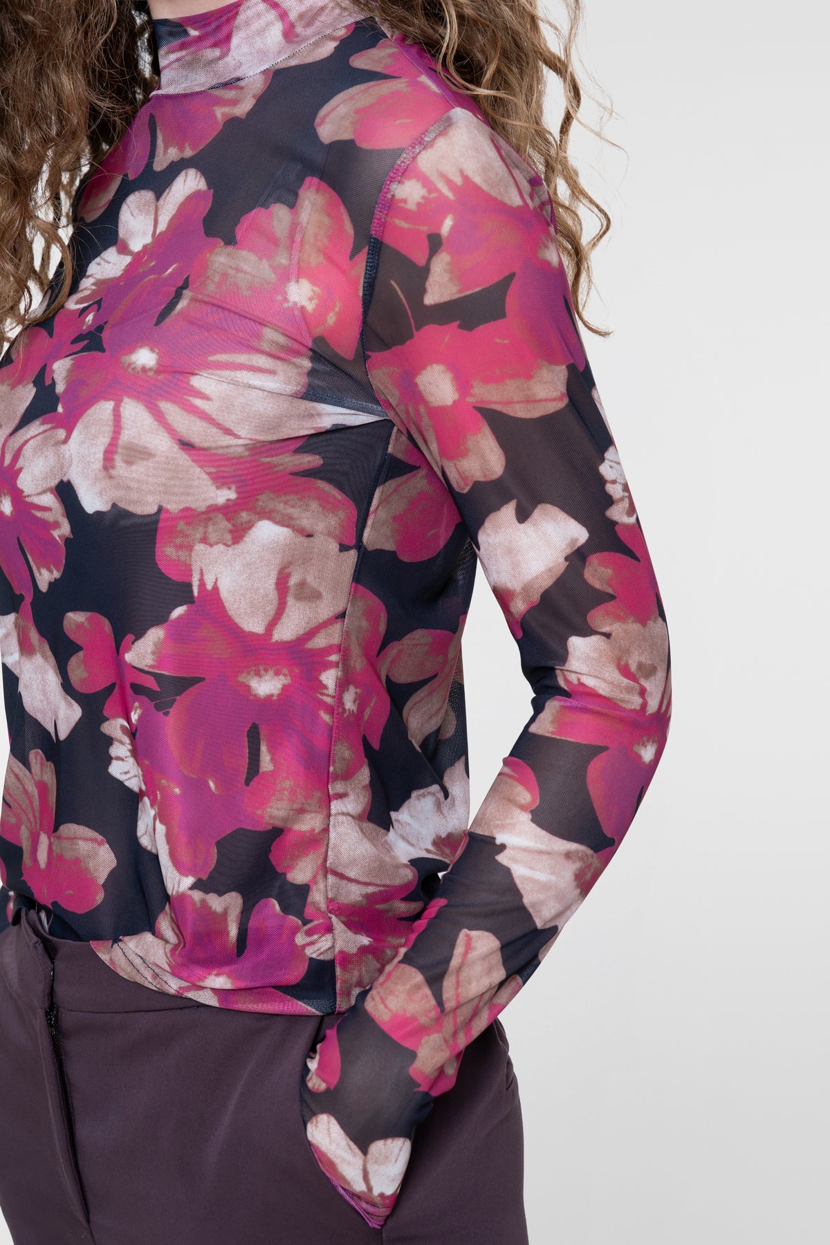 Top Mesh Bloemenprint Zwart/Roze