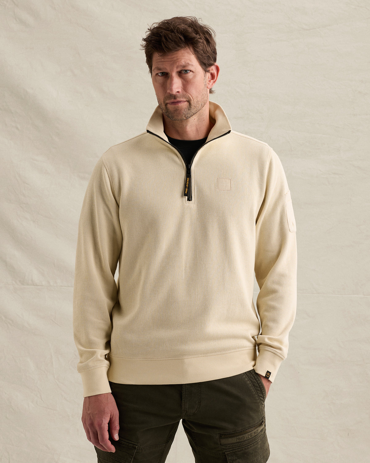 PME Legend sweater gebroken wit met halve rits en flight pocket