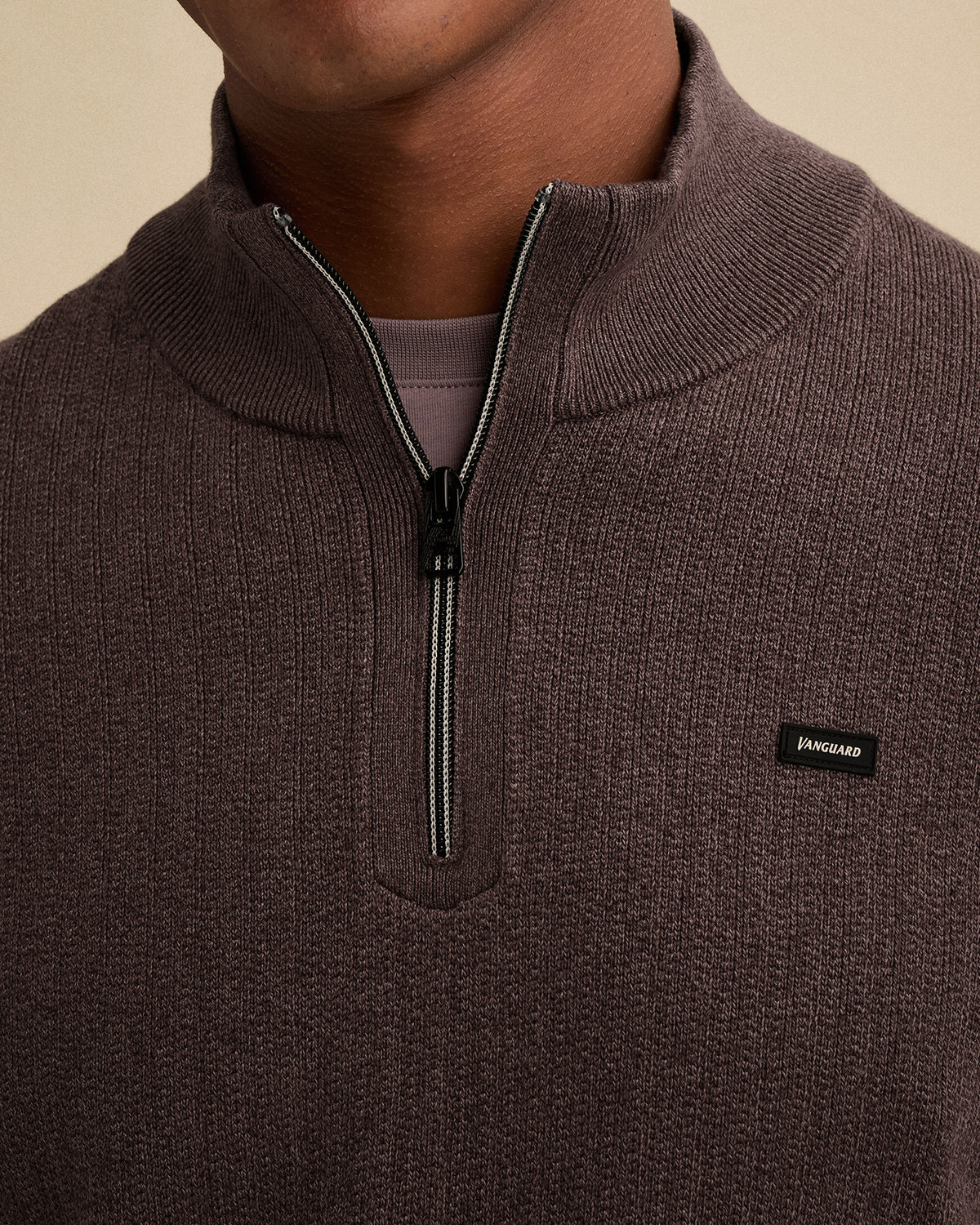 Vanguard half zip trui aubergine – sfeerbeeld