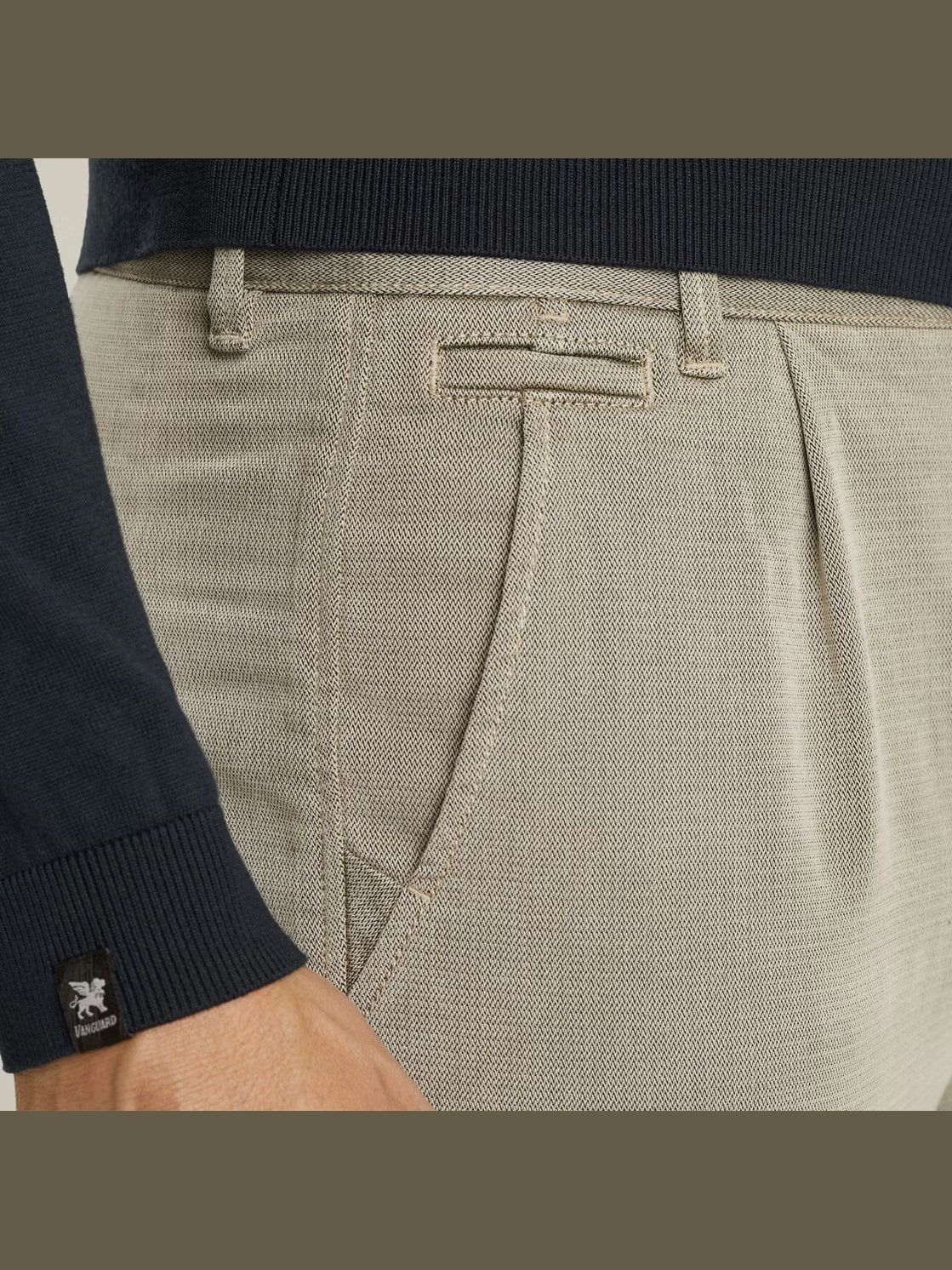 VTR2511647-8225 V35 Chino