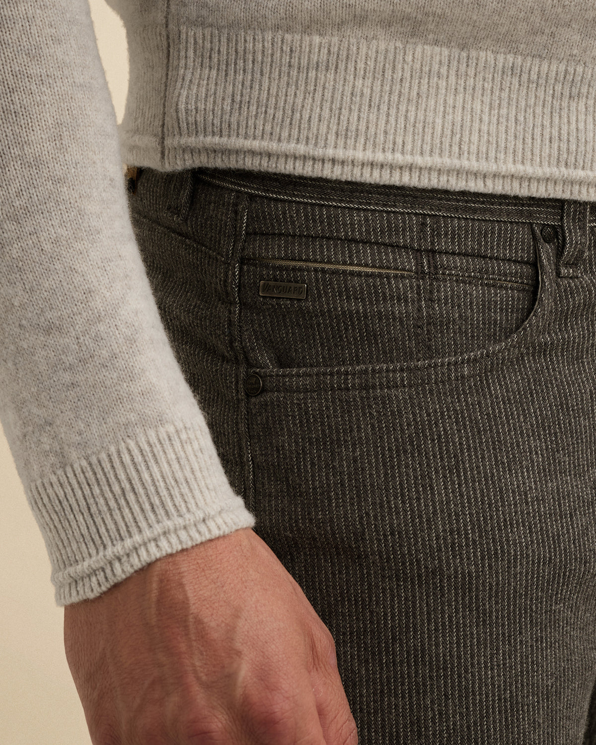 Vanguard V7 broek grijs – detail zak