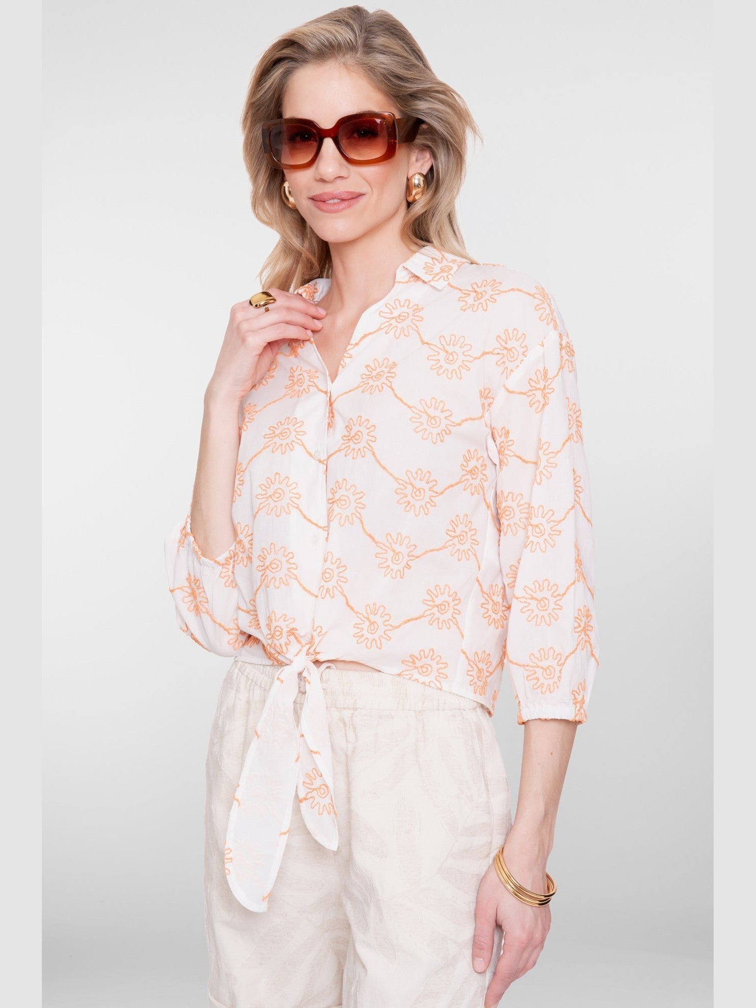 Blouse Borduursel Bloemen Wit/Peach - Castelijn mode