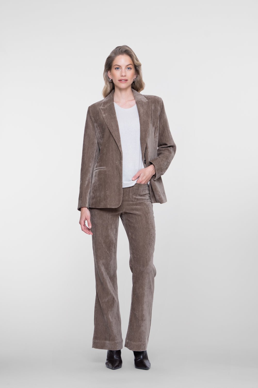 Broek Velours Flared Taupe - Castelijn mode