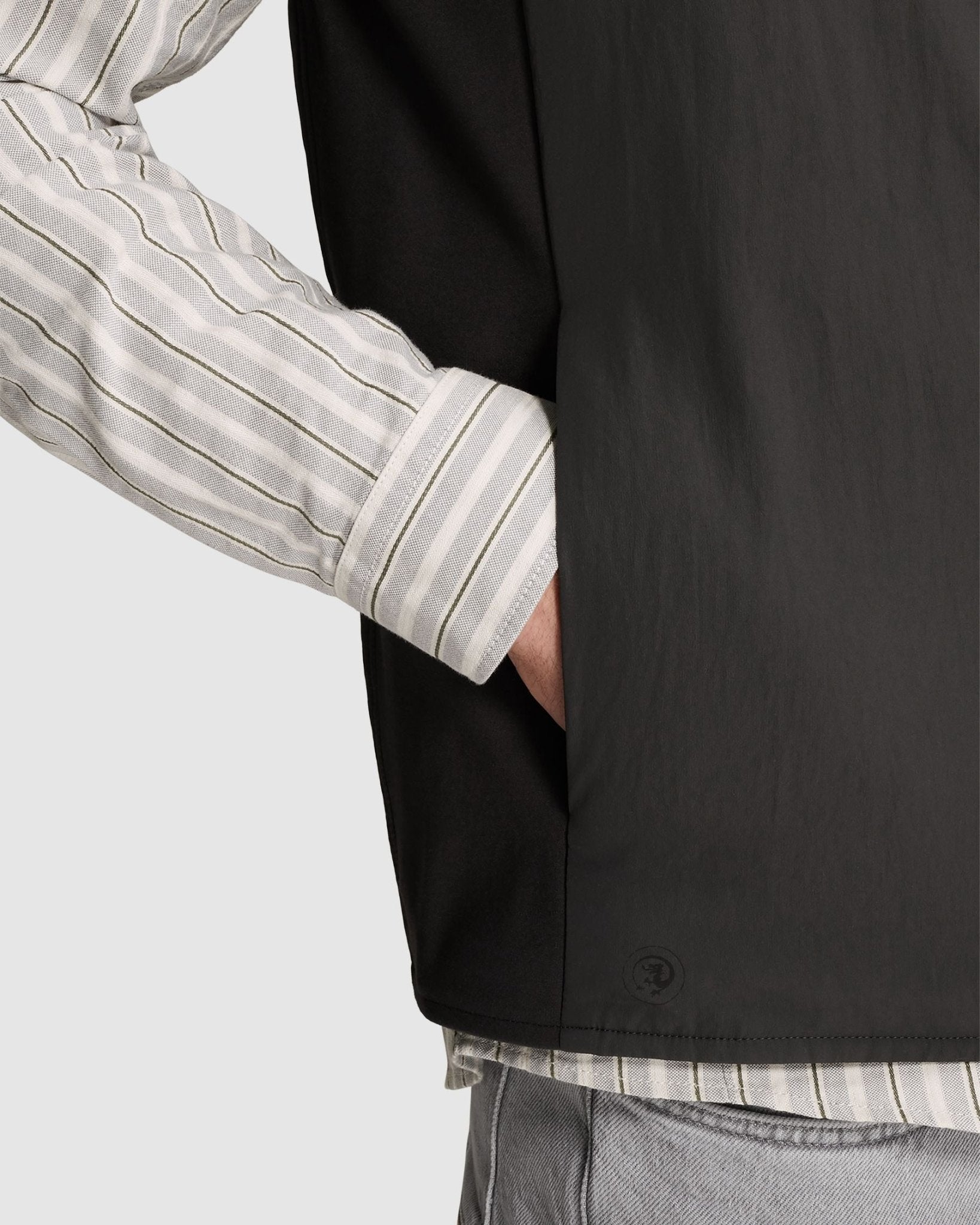 CBW2602140 - 9159 Bodywarmer donkergrijs - Castelijn mode