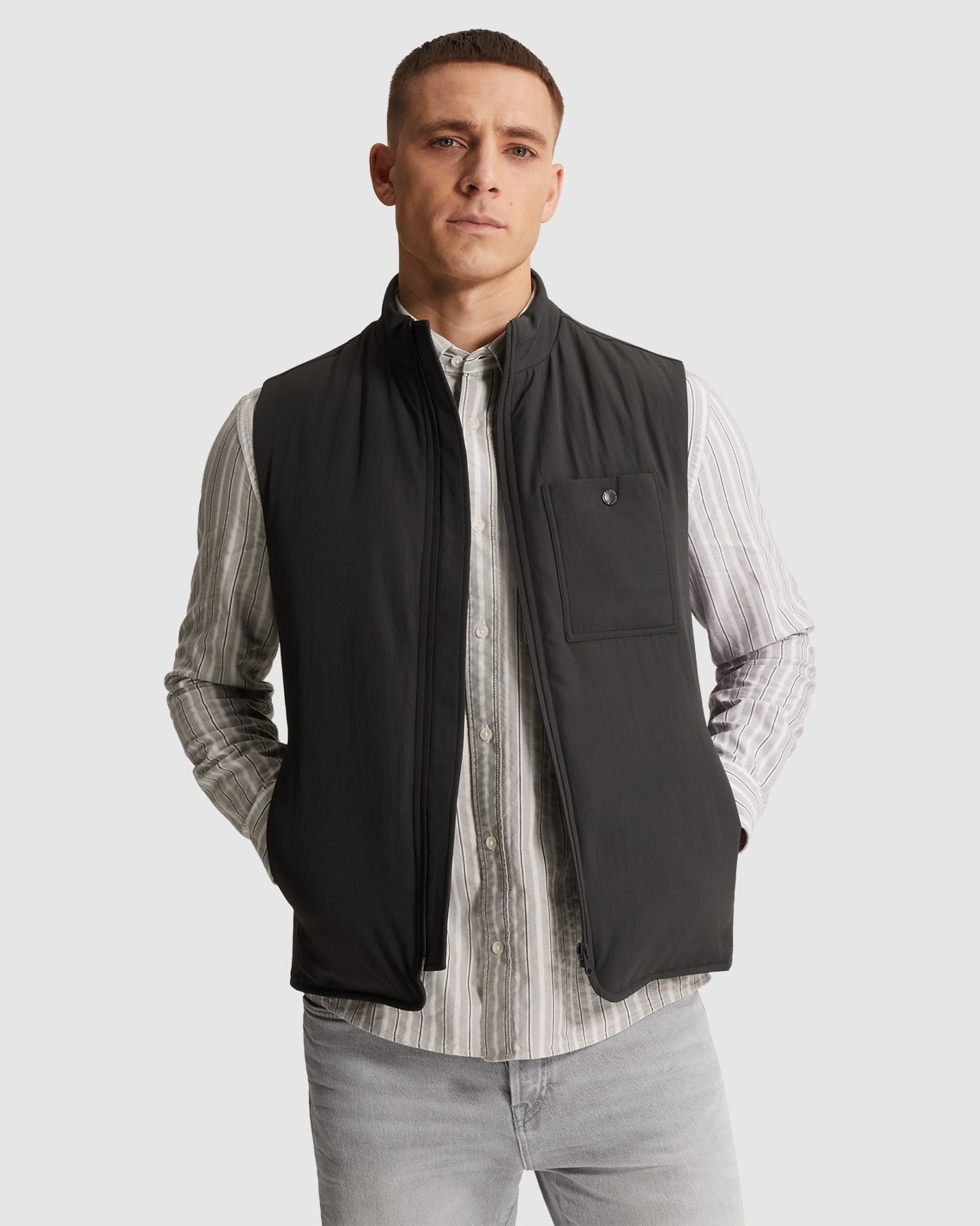 CBW2602140 - 9159 Bodywarmer donkergrijs - Castelijn mode