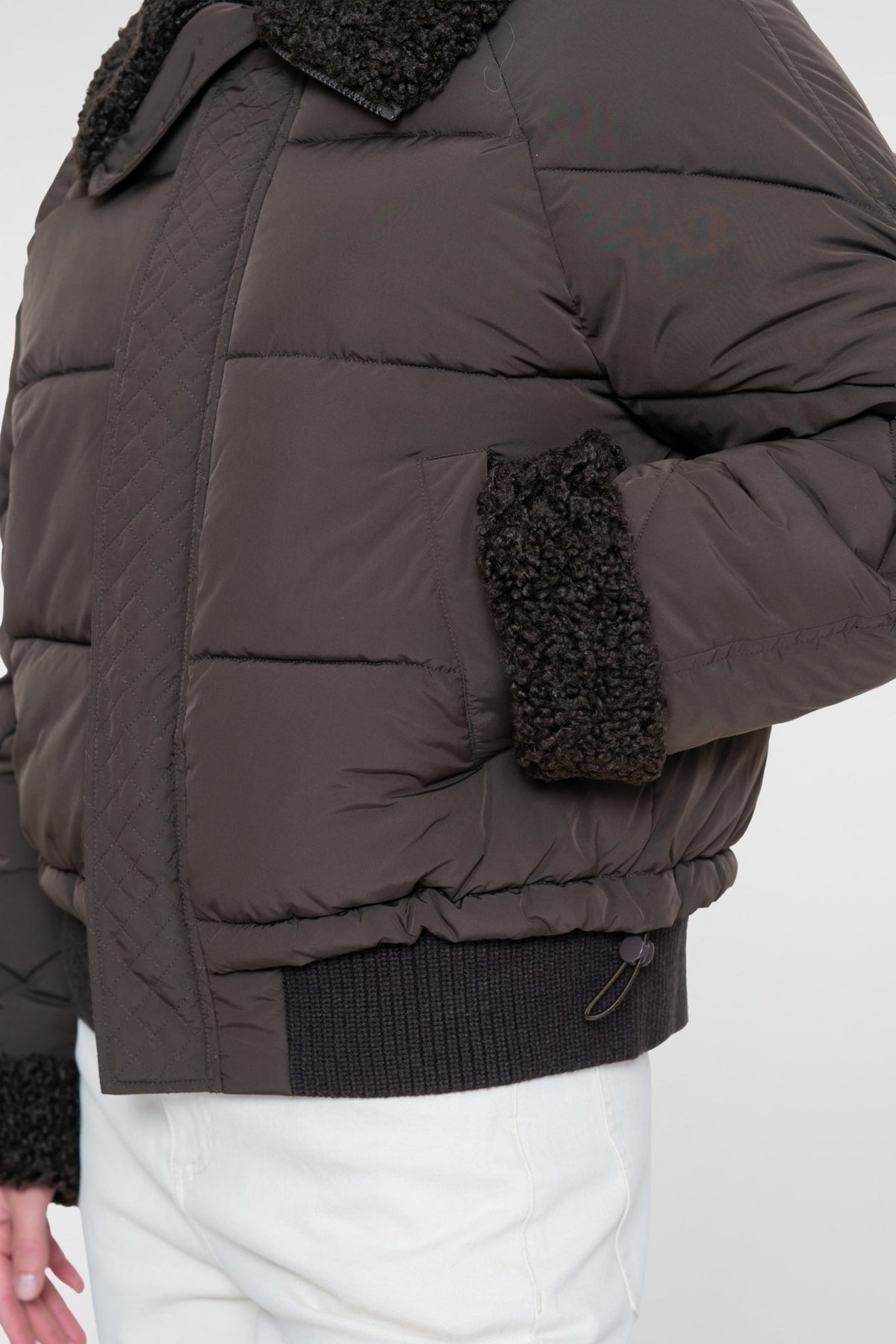 Gewatteerd Jack Teddykraag Dark Brown - Castelijn mode