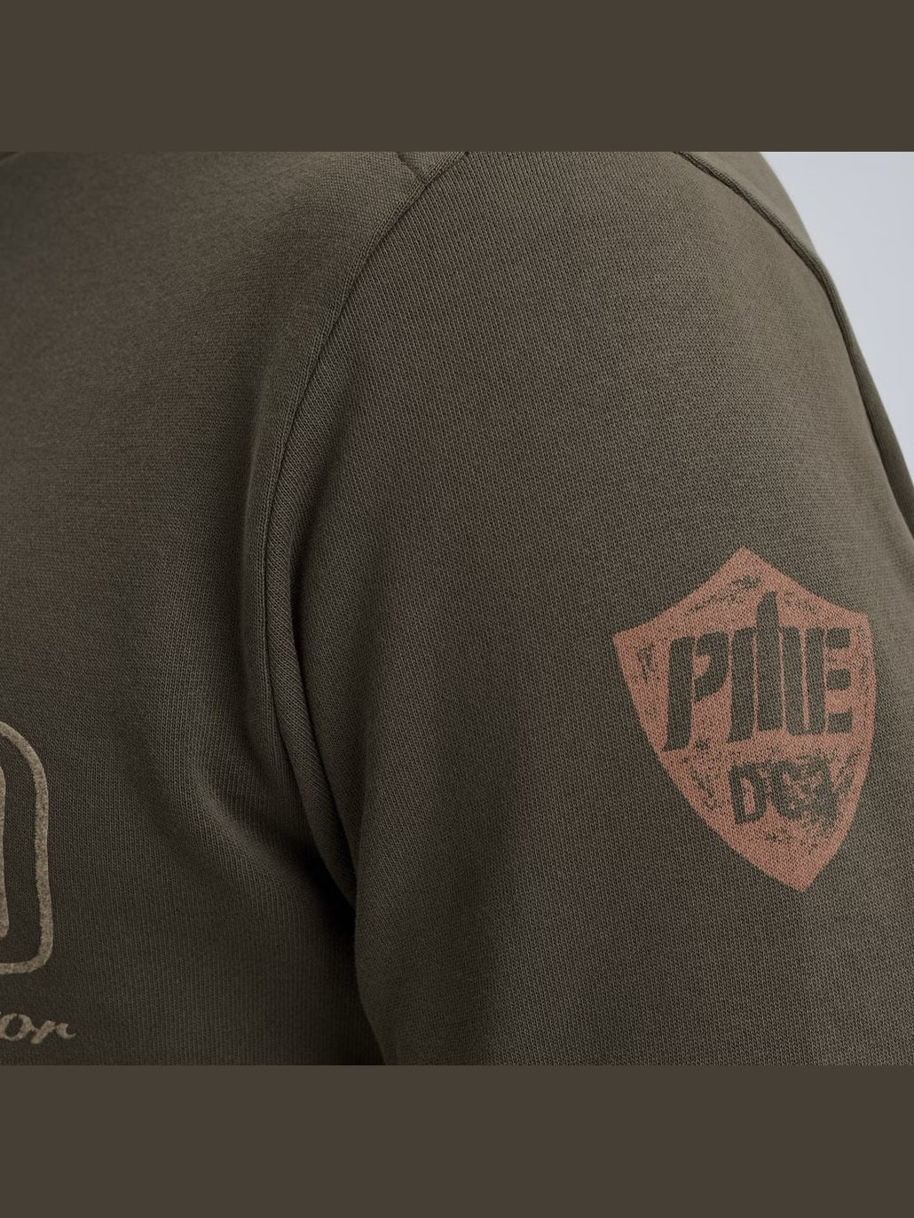 PSW2509460 - 8039 Sweatshirt met groot artwork - Castelijn mode