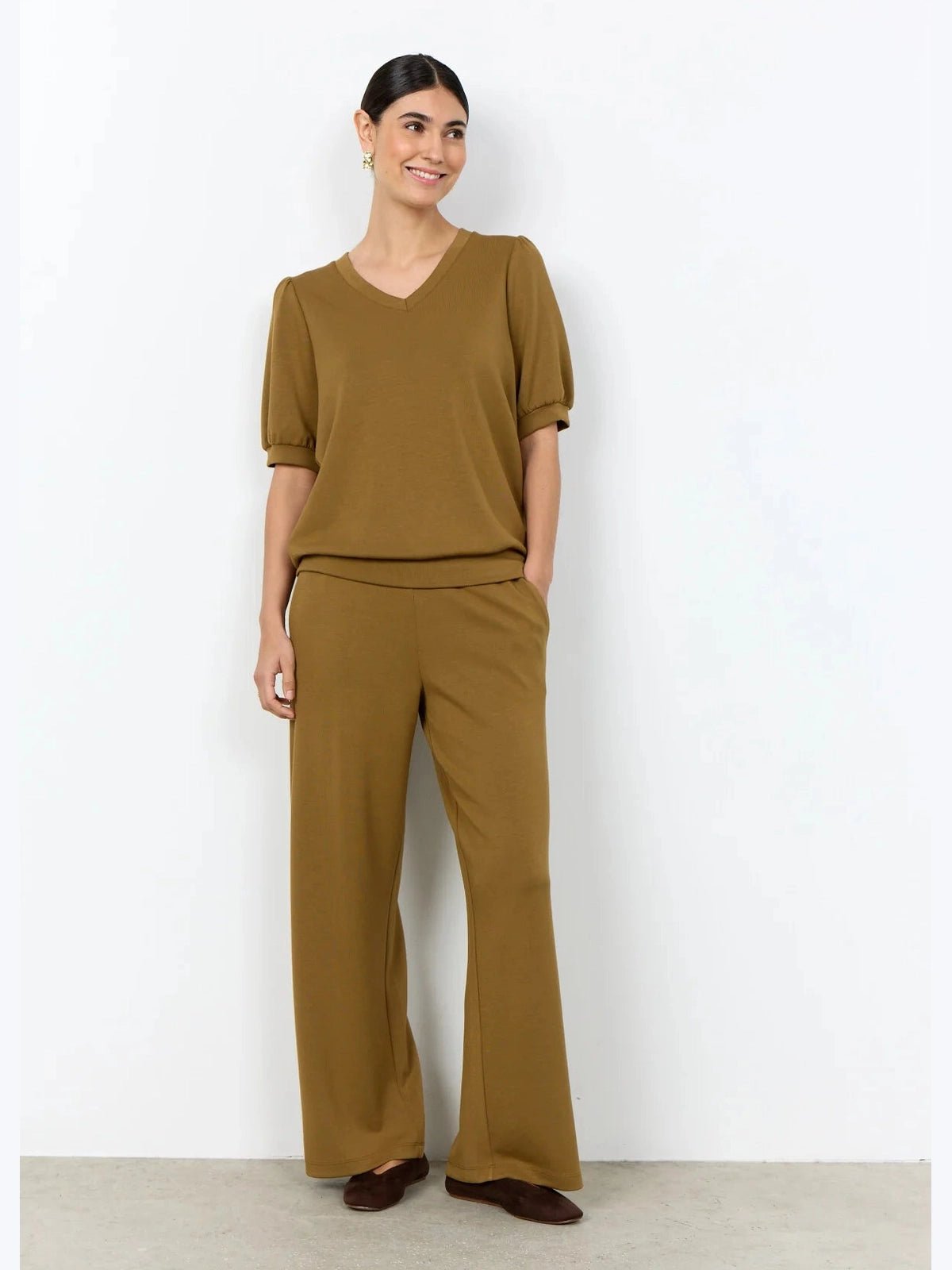 SC - BANU 238 T-shirt olijf - Castelijn mode