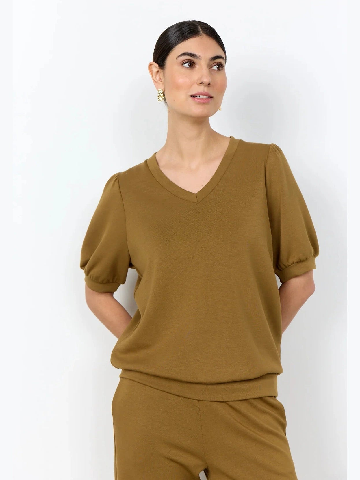 SC - BANU 238 T-shirt olijf - Castelijn mode