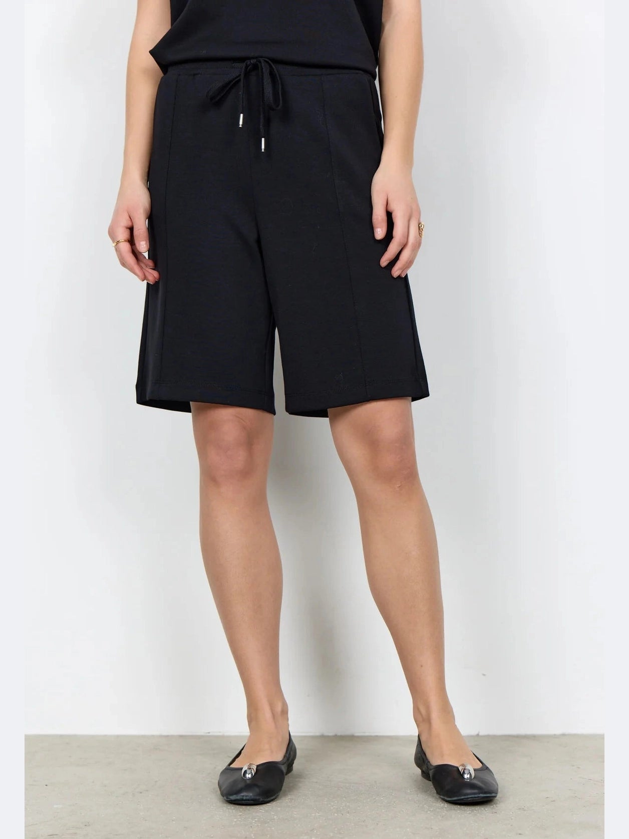 SC - BANU 304 Shorts zwart - Castelijn mode